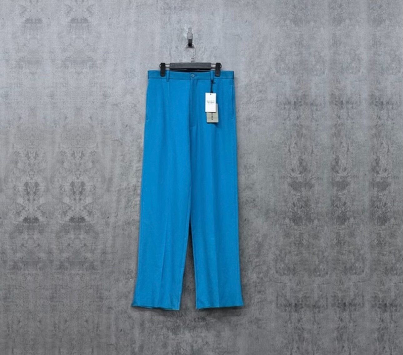 Balenciaga Balenciaga Blue Wool Casual Pants Size 46 Size US 30 / EU 46 - 2 Thumbnail