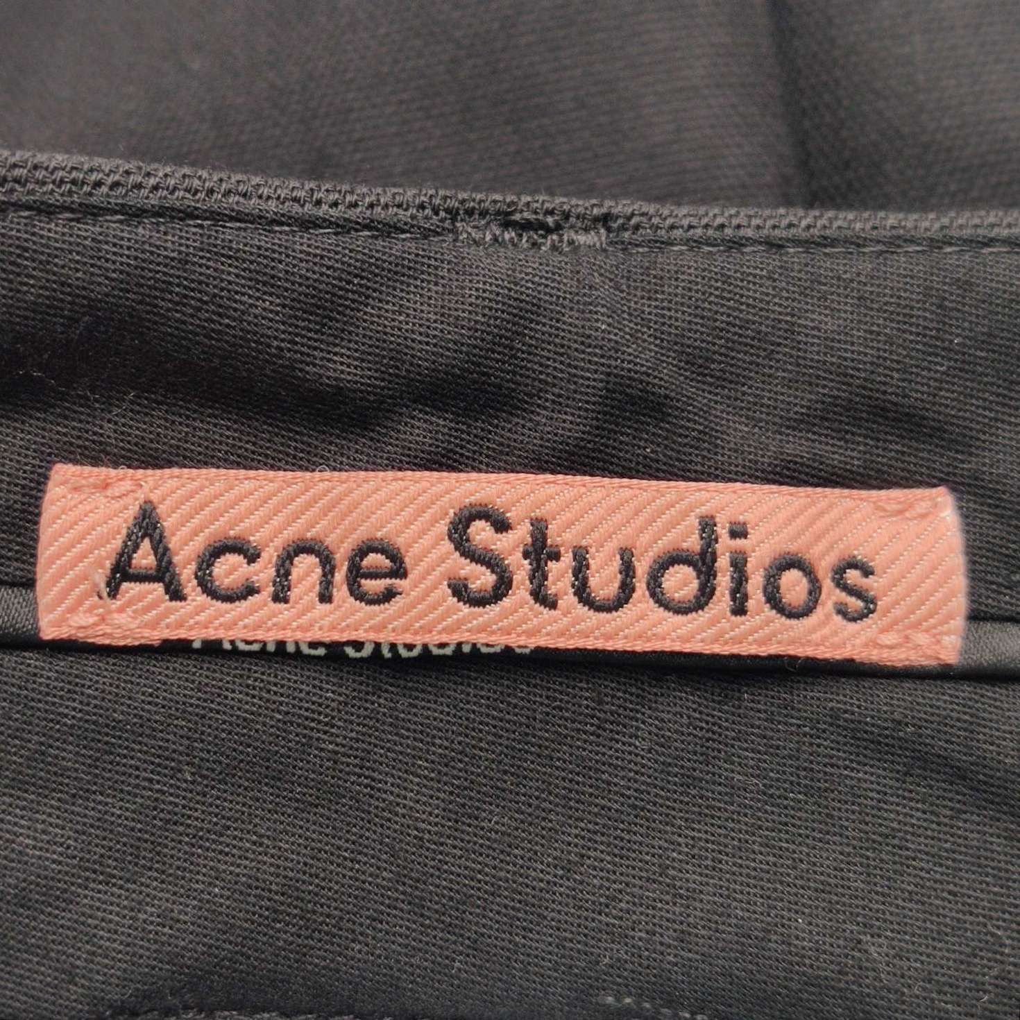 Acne Studios Acne Studios Women 26 Shorts Size 26" / US 2 / IT 38 - 3 Thumbnail