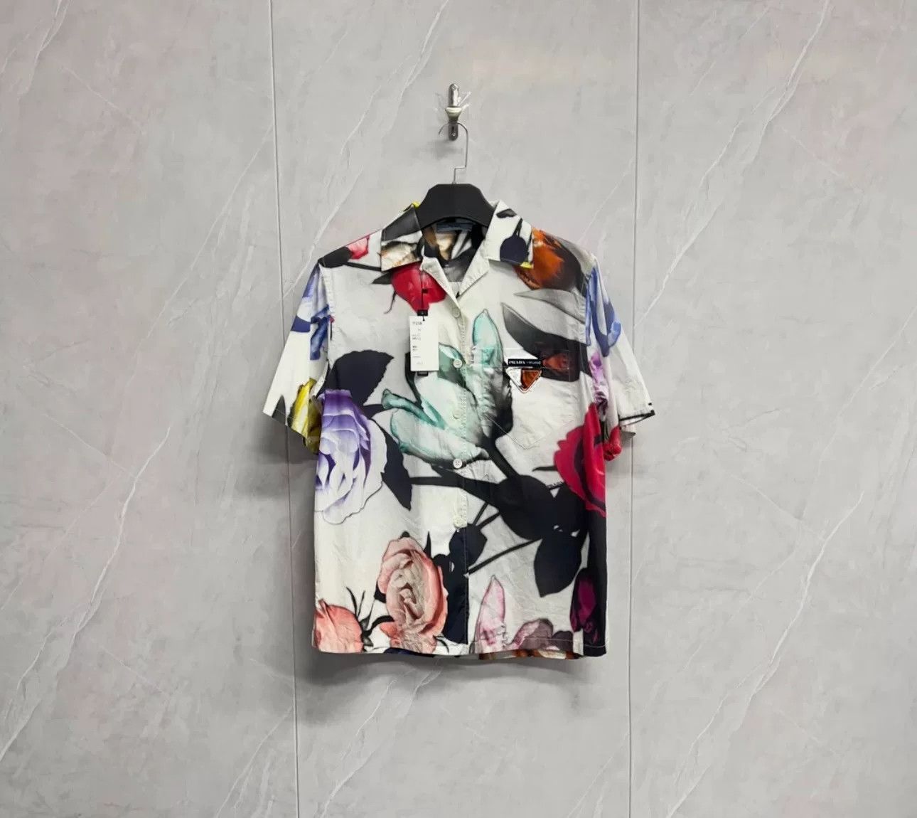 Prada Prada Floral Print Short Sleeve Shirt Size 40 Size US M / EU 48-50 / 2 - 2 Thumbnail
