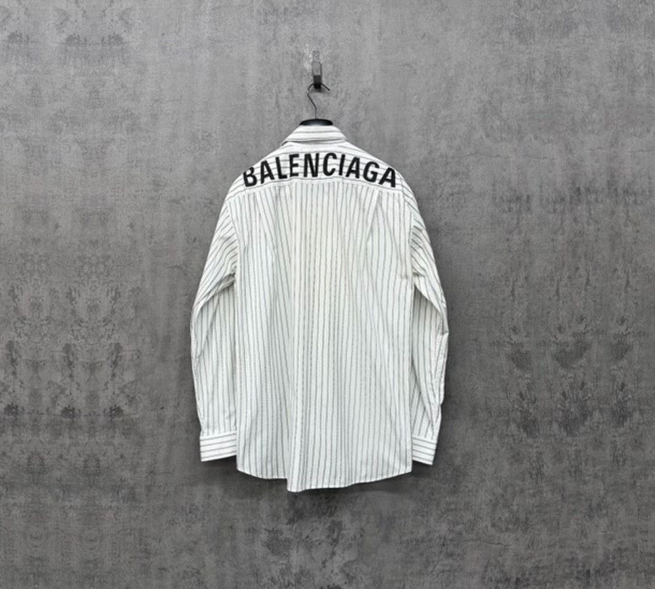 Balenciaga Balenciaga Striped Back Logo Shirt 39 Size US M / EU 48-50 / 2 - 2 Thumbnail