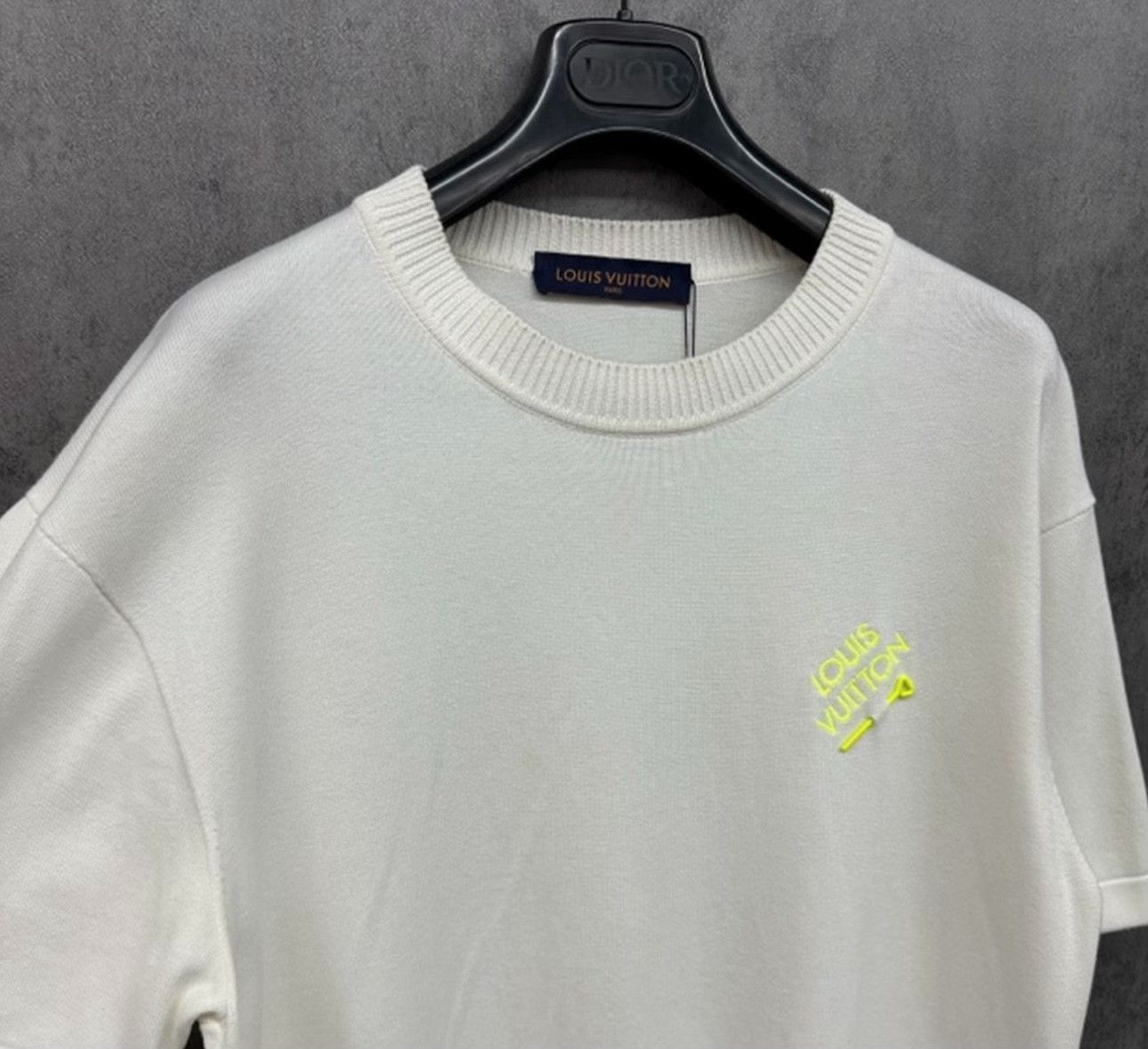 Louis Vuitton Louis Vuitton Pin Embroidery Knit T-Shirt M Size US M / EU 48-50 / 2 - 3 Thumbnail
