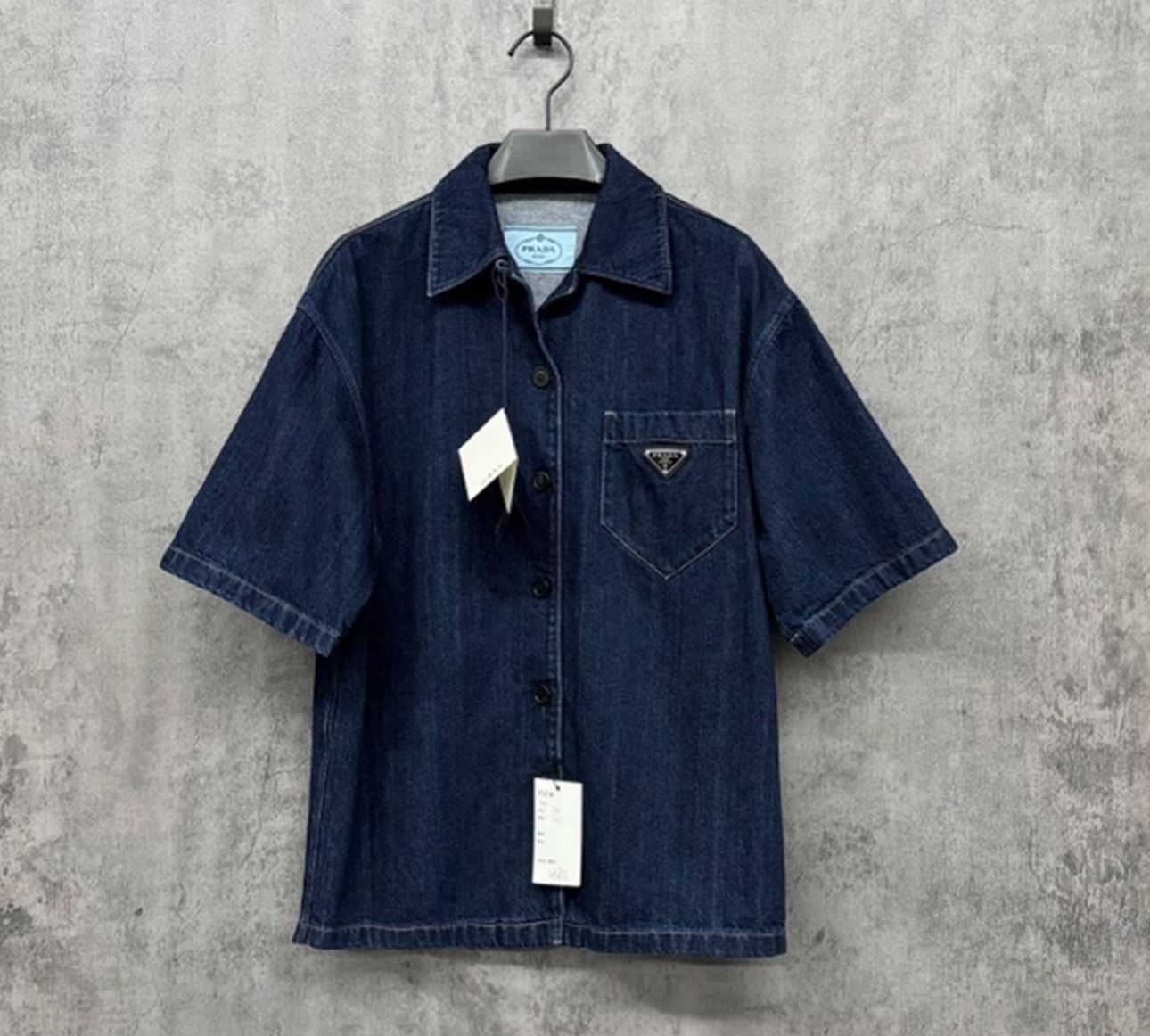 Prada Prada Triangle Logo Denim Short Sleeve Shirt 40 Size US M / EU 48-50 / 2 - 3 Thumbnail