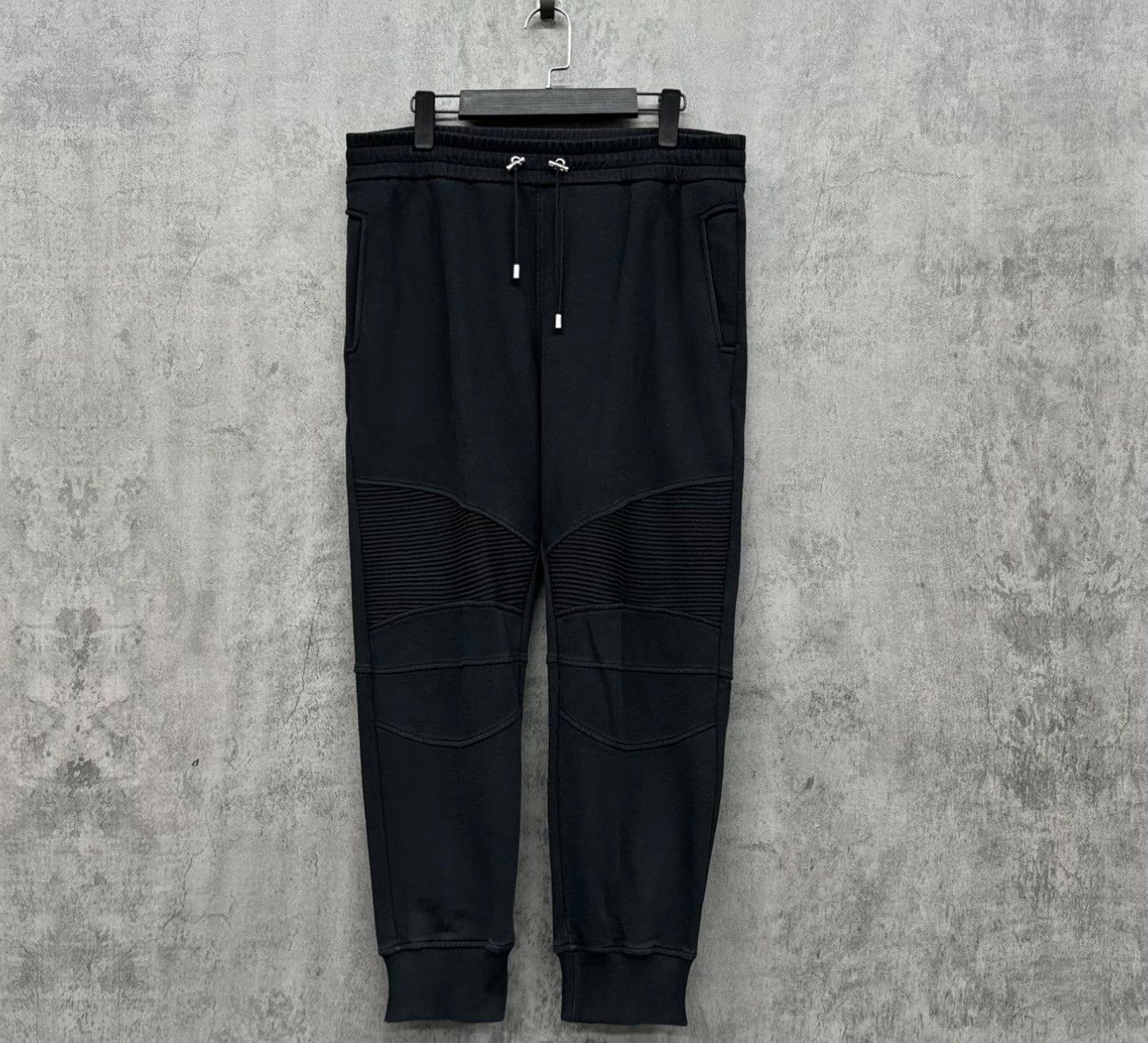Balmain Balmain Gold Logo Biker Sweatpants XXL Size US 38 / EU 54 - 2 Thumbnail