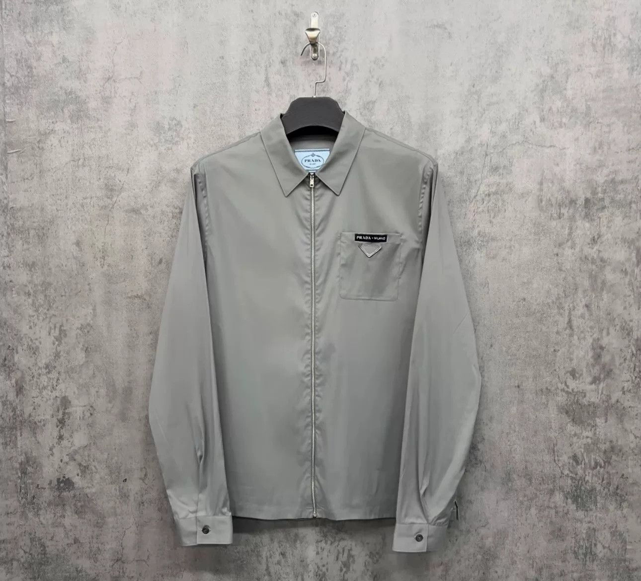 Prada Prada Triangle Logo Zip Shirt Jacket L Size US L / EU 52-54 / 3 - 2 Thumbnail