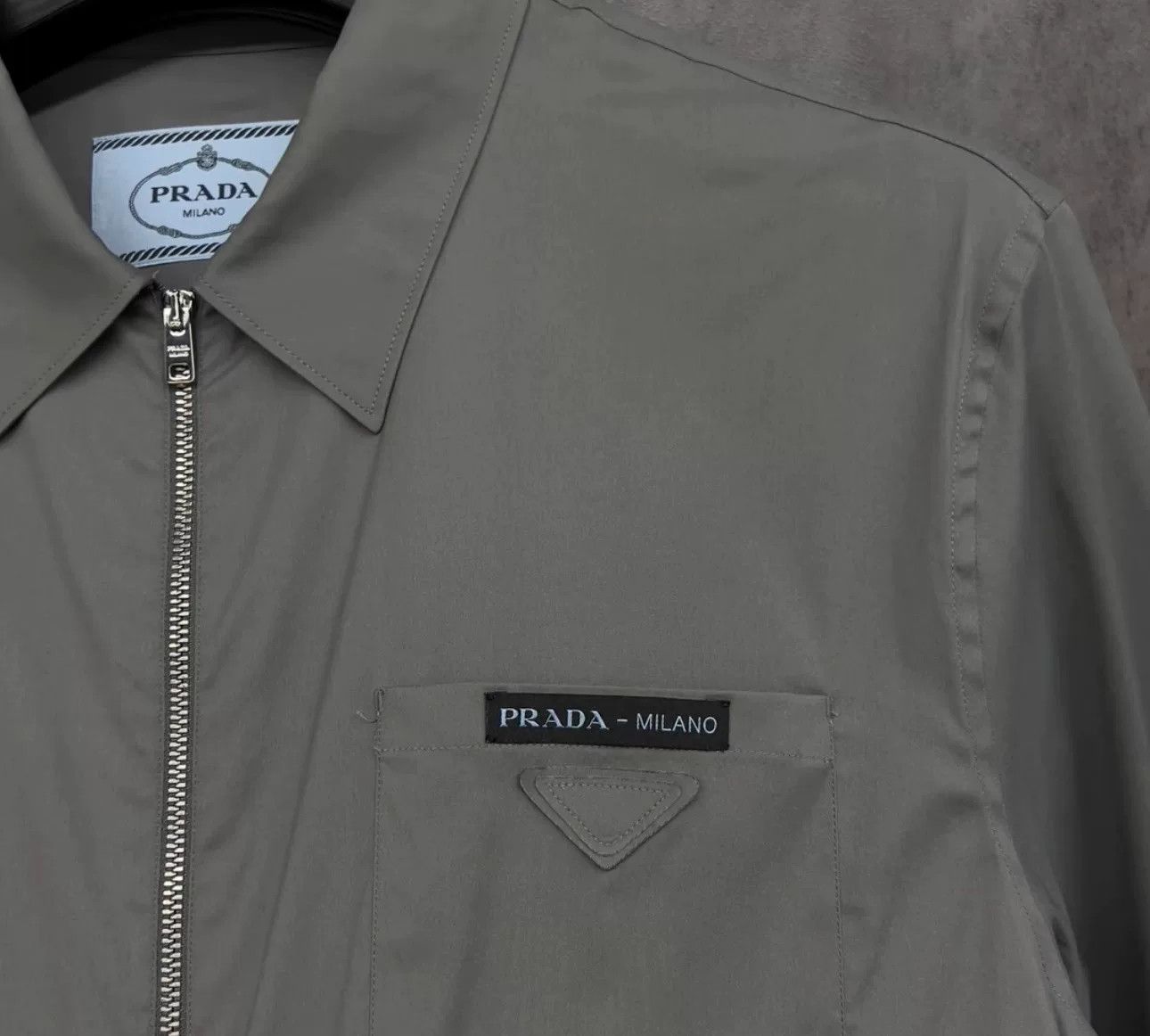 Prada Prada Triangle Logo Zip Shirt Jacket L Size US L / EU 52-54 / 3 - 3 Thumbnail