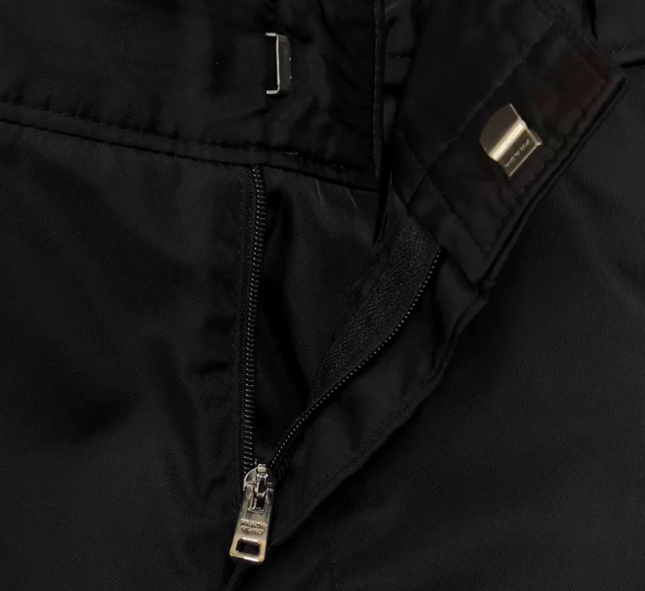 Prada Prada Triangle Logo Nylon Shorts Size 50 Size US 34 / EU 50 - 4 Thumbnail