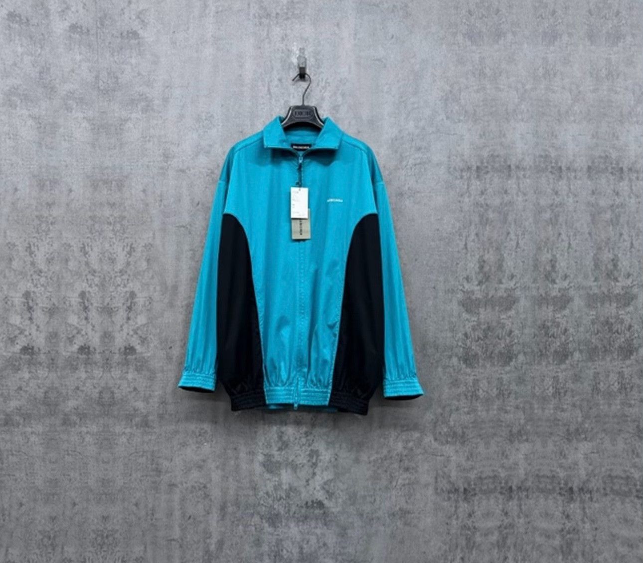 Balenciaga Balenciaga Contrast Logo Track Jacket Size 46 Size US S / EU 44-46 / 1 - 2 Thumbnail