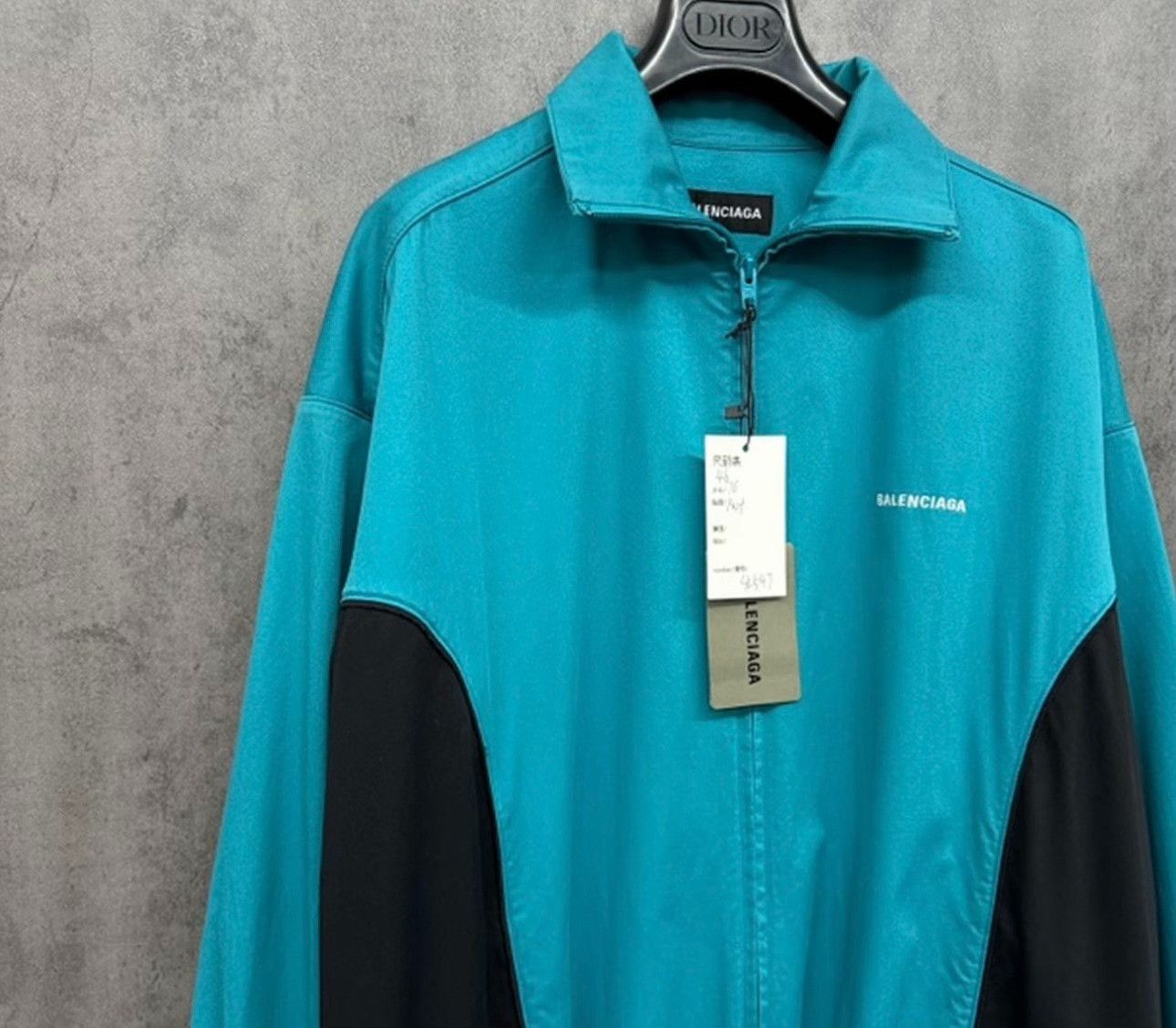 Balenciaga Balenciaga Contrast Logo Track Jacket Size 46 Size US S / EU 44-46 / 1 - 3 Thumbnail