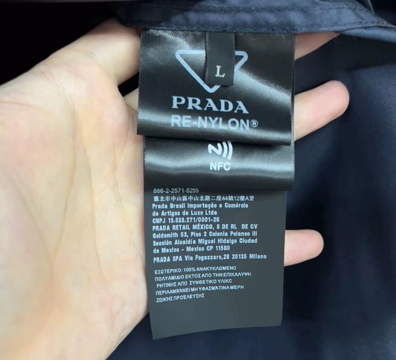 Prada Prada Re-Nylon Triangle Logo Shirt Size L Size US L / EU 52-54 / 3 - 5 Thumbnail