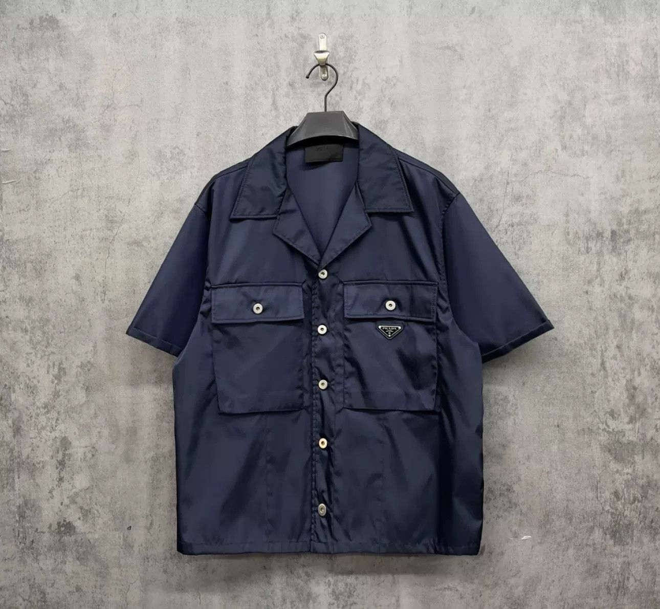 Prada Prada Re-Nylon Triangle Logo Shirt Size L Size US L / EU 52-54 / 3 - 2 Thumbnail