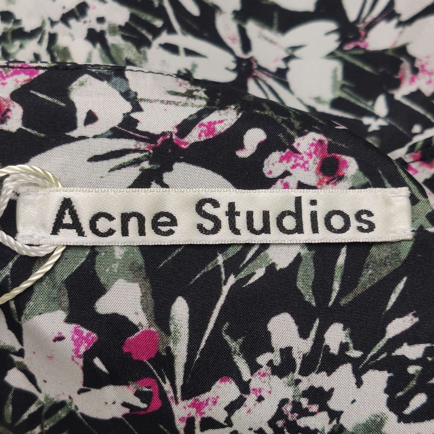 Acne Studios Acne Studios Women fr_32 Short Sleeve Shirts Size XXS / US 00 / IT 34 - 5 Thumbnail