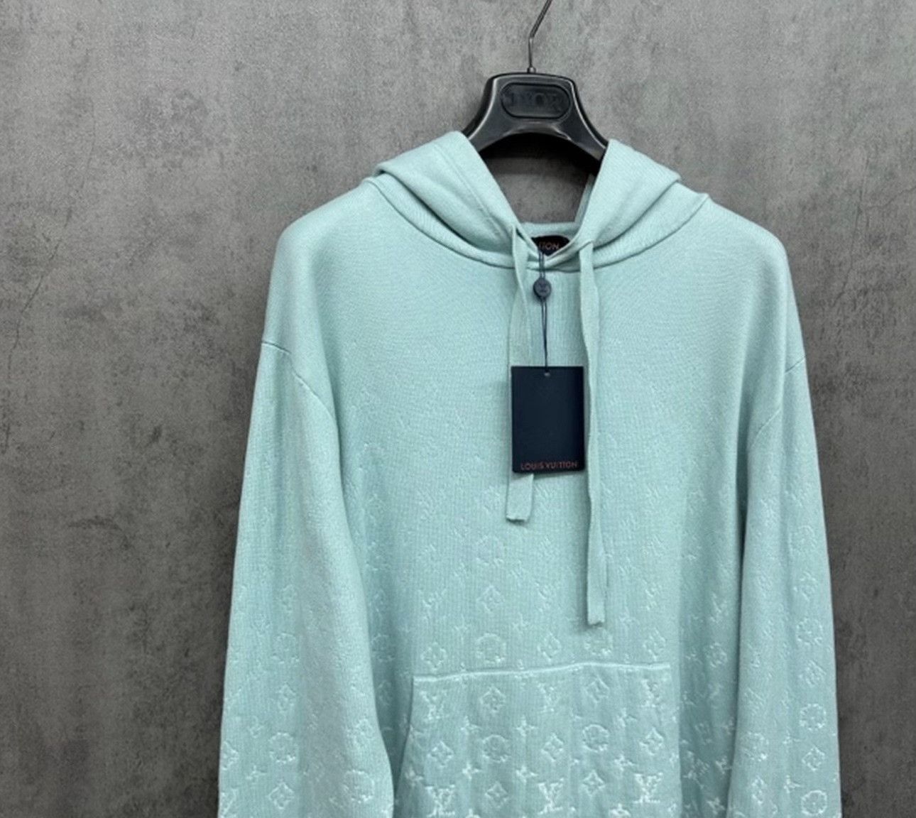 Louis Vuitton Louis Vuitton Monogram Knit Hoodie Size M Size US M / EU 48-50 / 2 - 4 Thumbnail