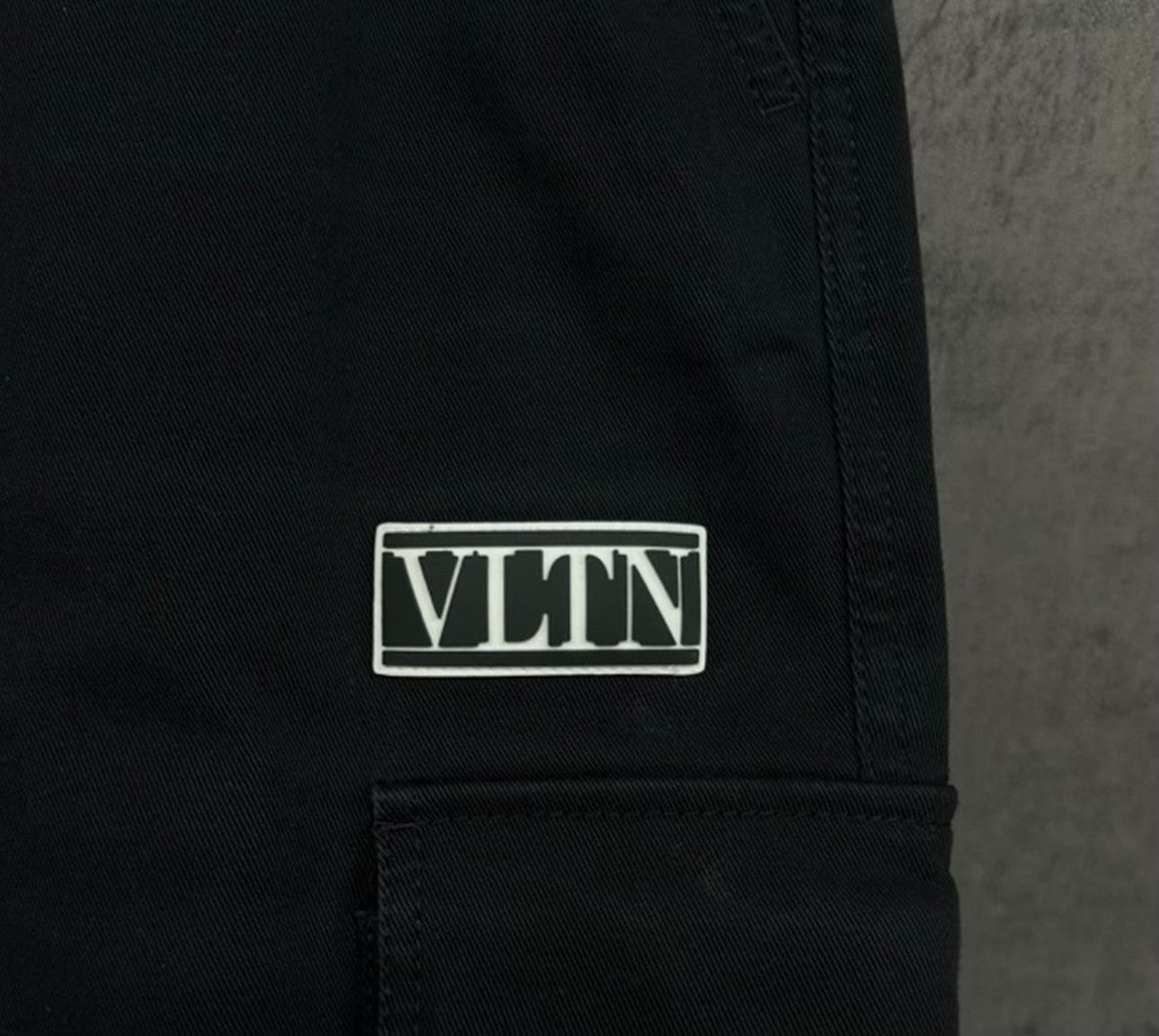 Valentino Valentino VLTN Logo Cargo Pants 50 Size US 34 / EU 50 - 3 Thumbnail