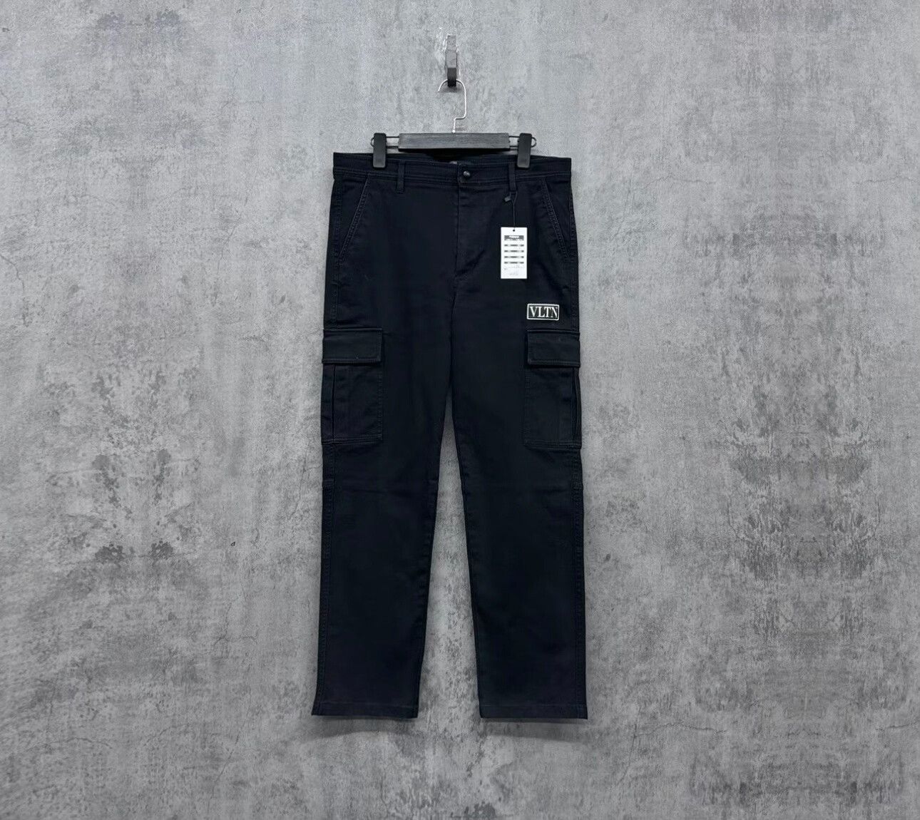 Valentino Valentino VLTN Logo Cargo Pants 50 Size US 34 / EU 50 - 2 Thumbnail