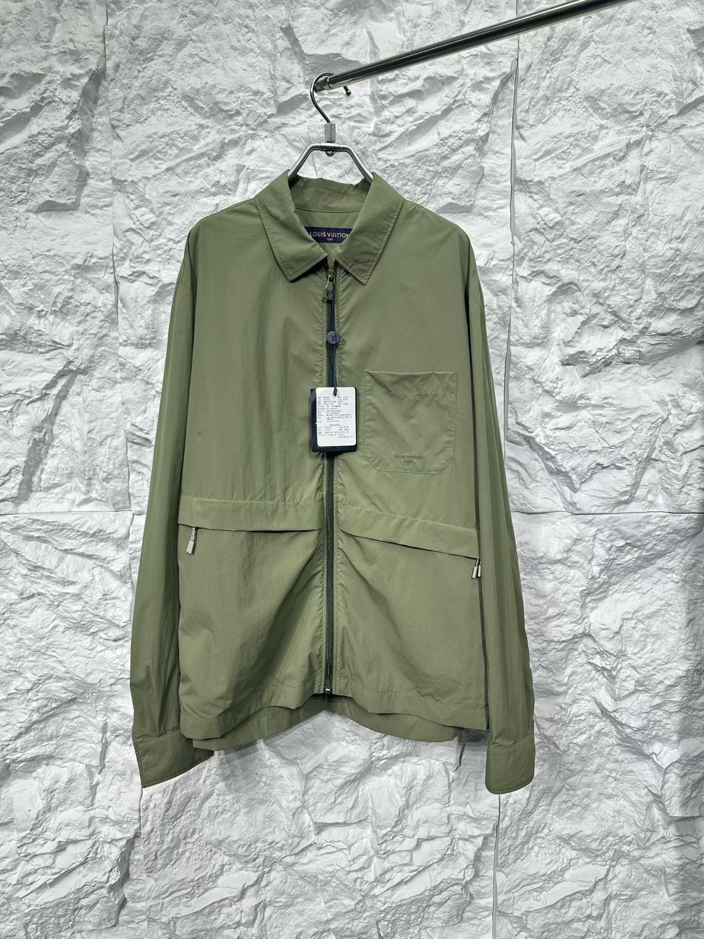 Louis Vuitton Louis Vuitton Green Pocket Zip-Up Jacket Size M Size US M / EU 48-50 / 2 - 2 Thumbnail