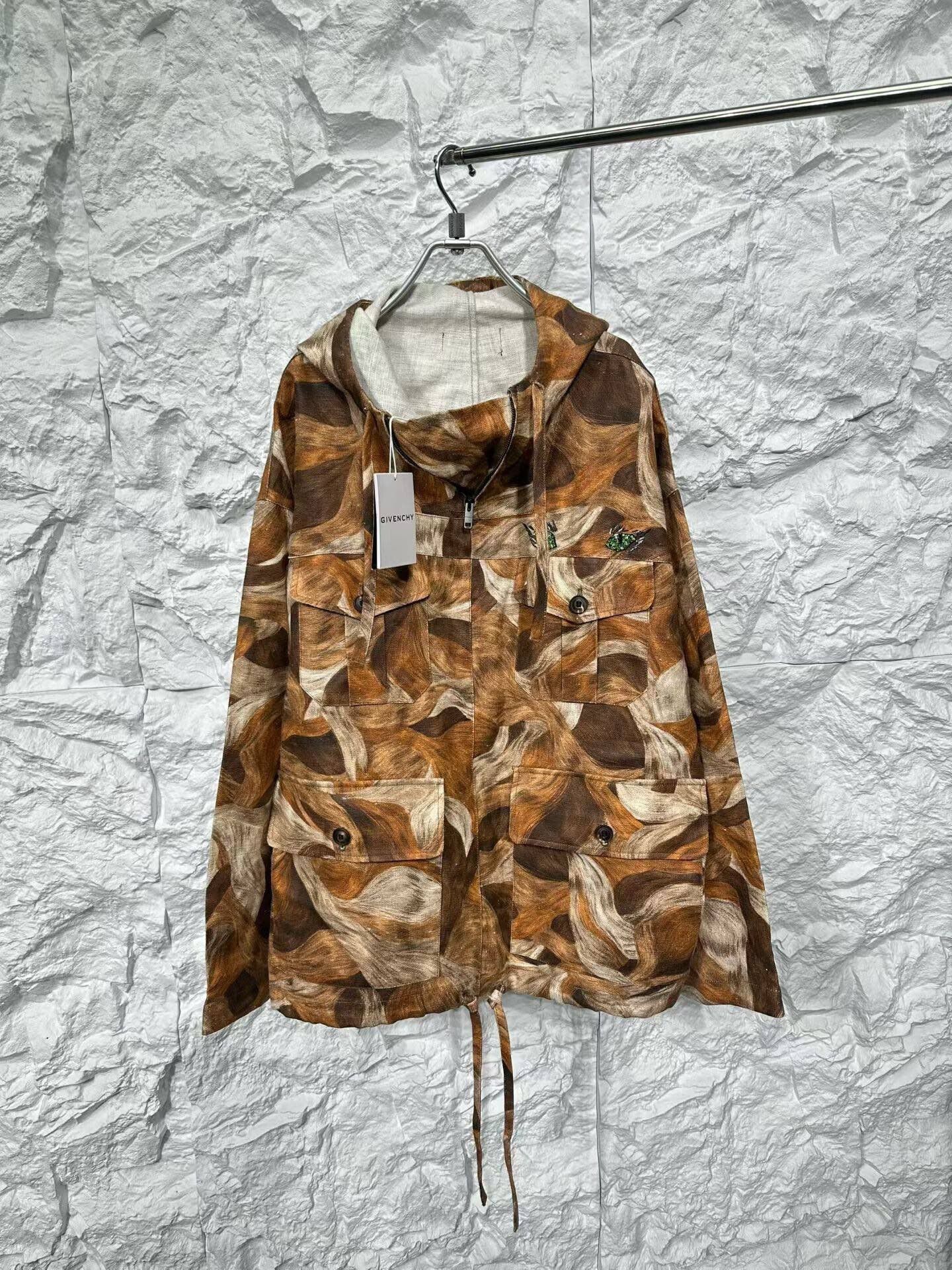 Givenchy Givenchy Leaf Camo Distressed Hooded Jacket 46 Size US S / EU 44-46 / 1 - 3 Thumbnail