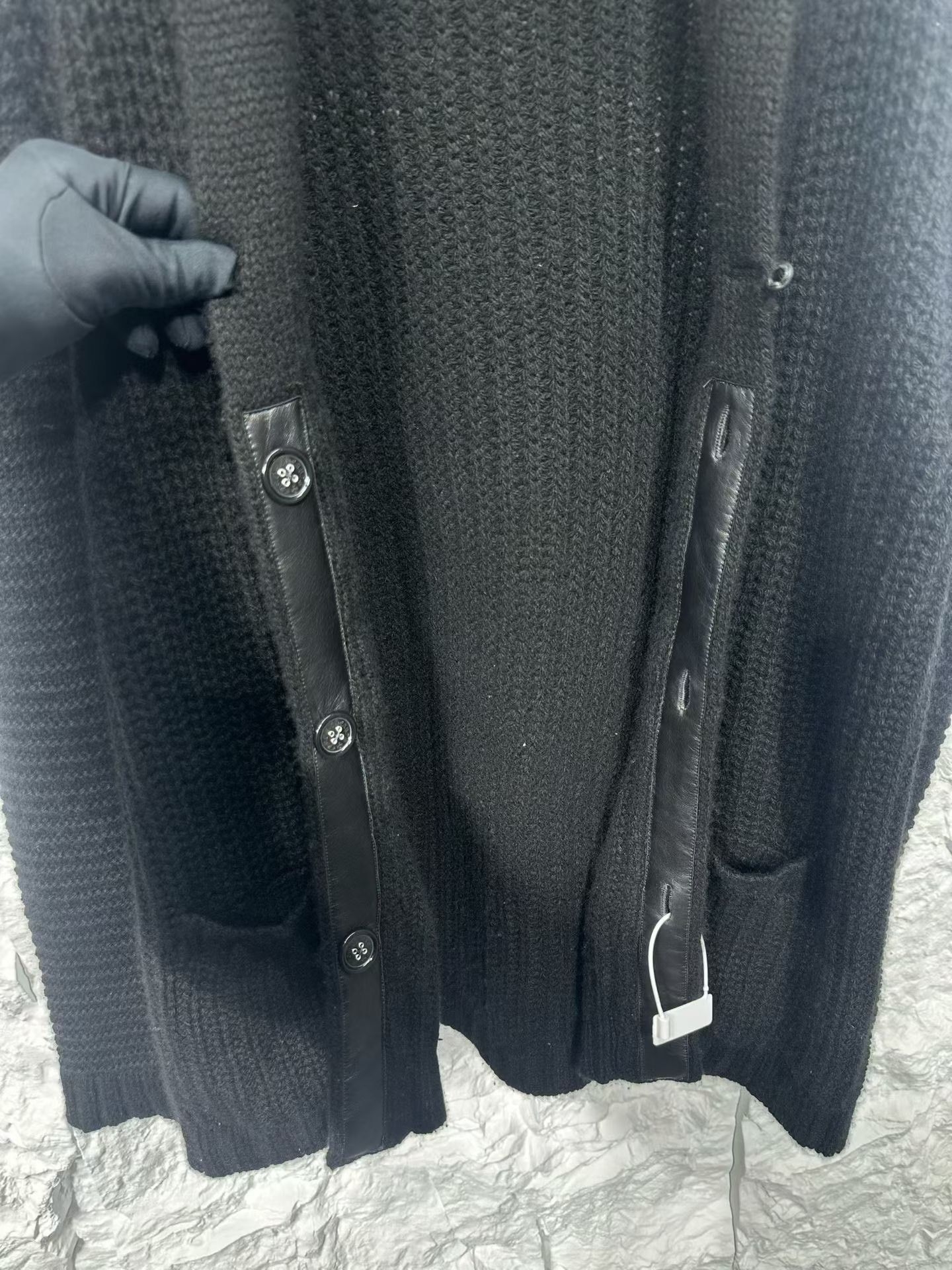 Chrome Hearts Chrome Hearts Cross Button Cashmere Cardigan L Size US L / EU 52-54 / 3 - 5 Thumbnail