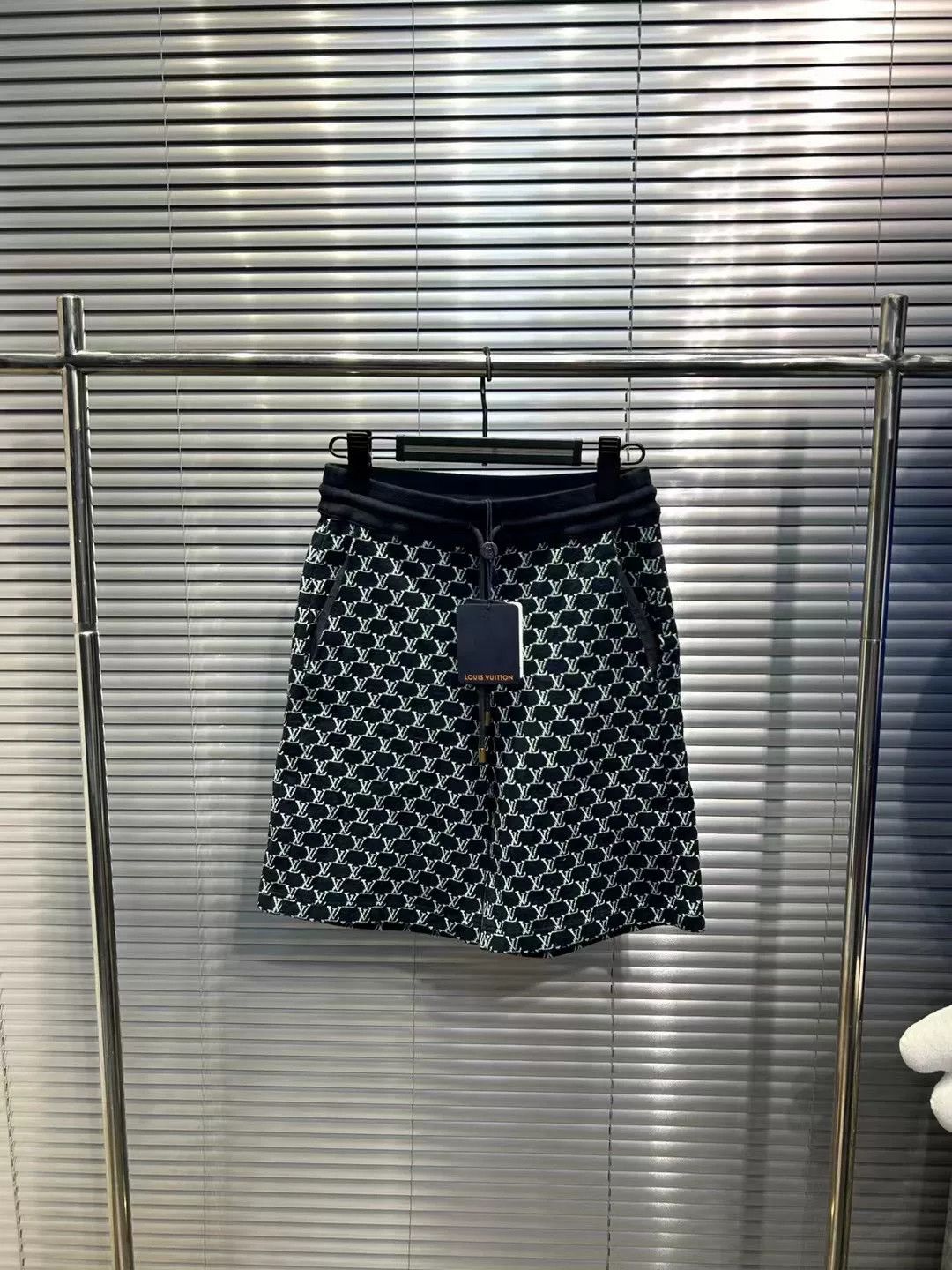 Louis Vuitton Louis Vuitton Monogram Fishnet Drawstring Shorts XS Size US 28 / EU 44 - 2 Thumbnail