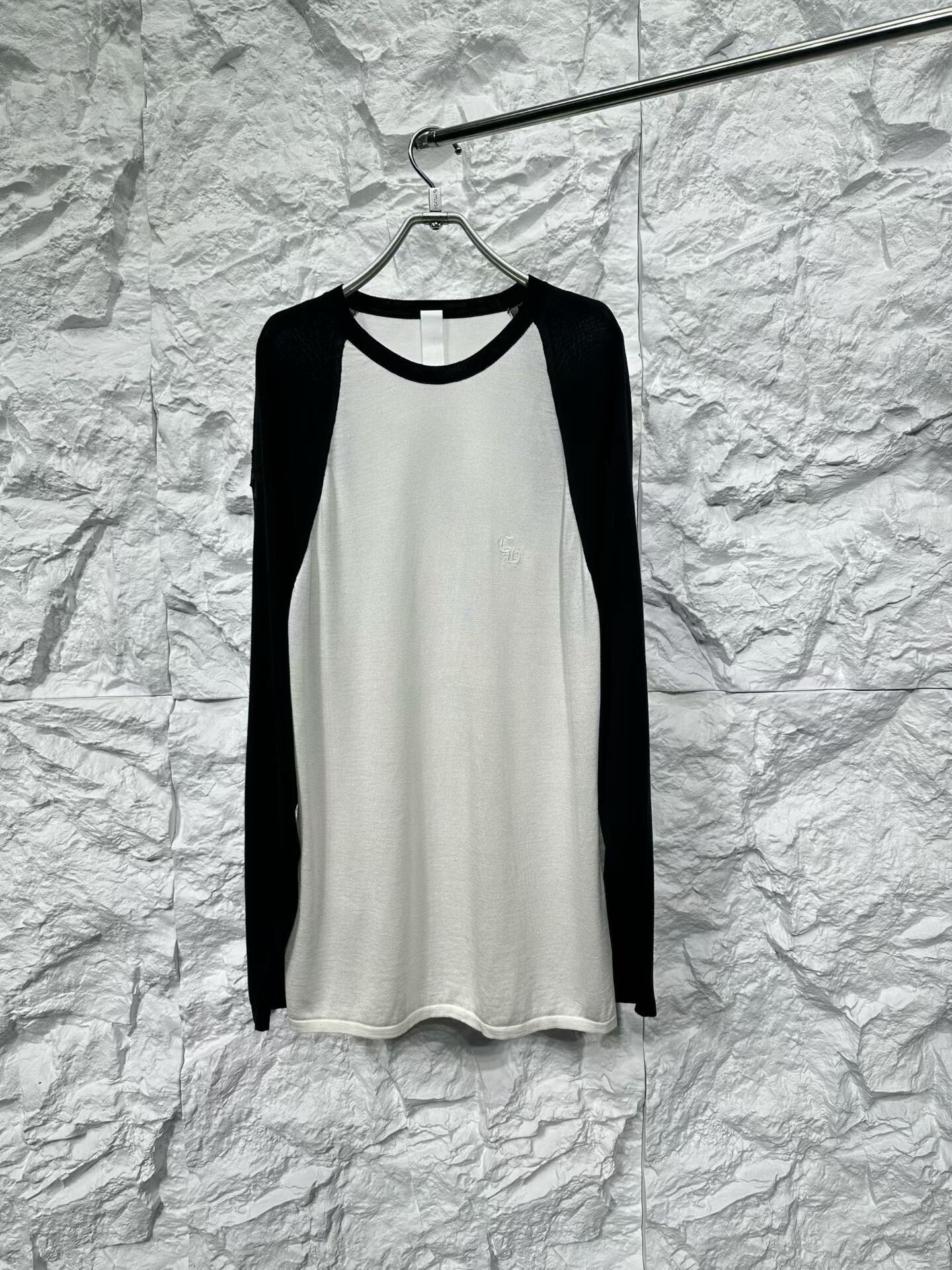 Chrome Hearts Chrome Hearts Silk Leather Cross Raglan Top L Size US L / EU 52-54 / 3 - 2 Thumbnail