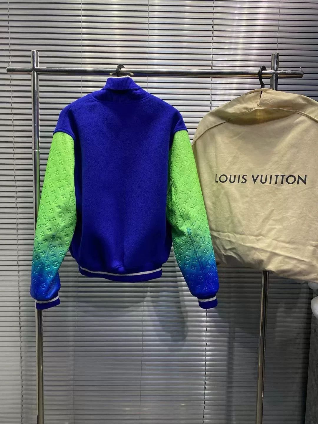 Louis Vuitton Louis Vuitton Gradient Leather Varsity Jacket Size 46 Size US S / EU 44-46 / 1 - 3 Thumbnail