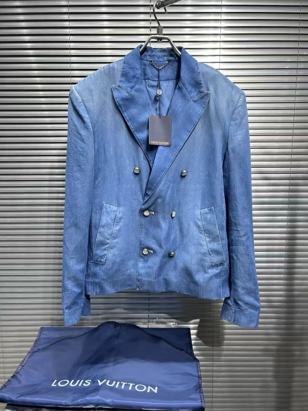 Louis Vuitton Louis Vuitton Faded Blue Double Breasted Blazer 50 Size 40R - 2 Thumbnail