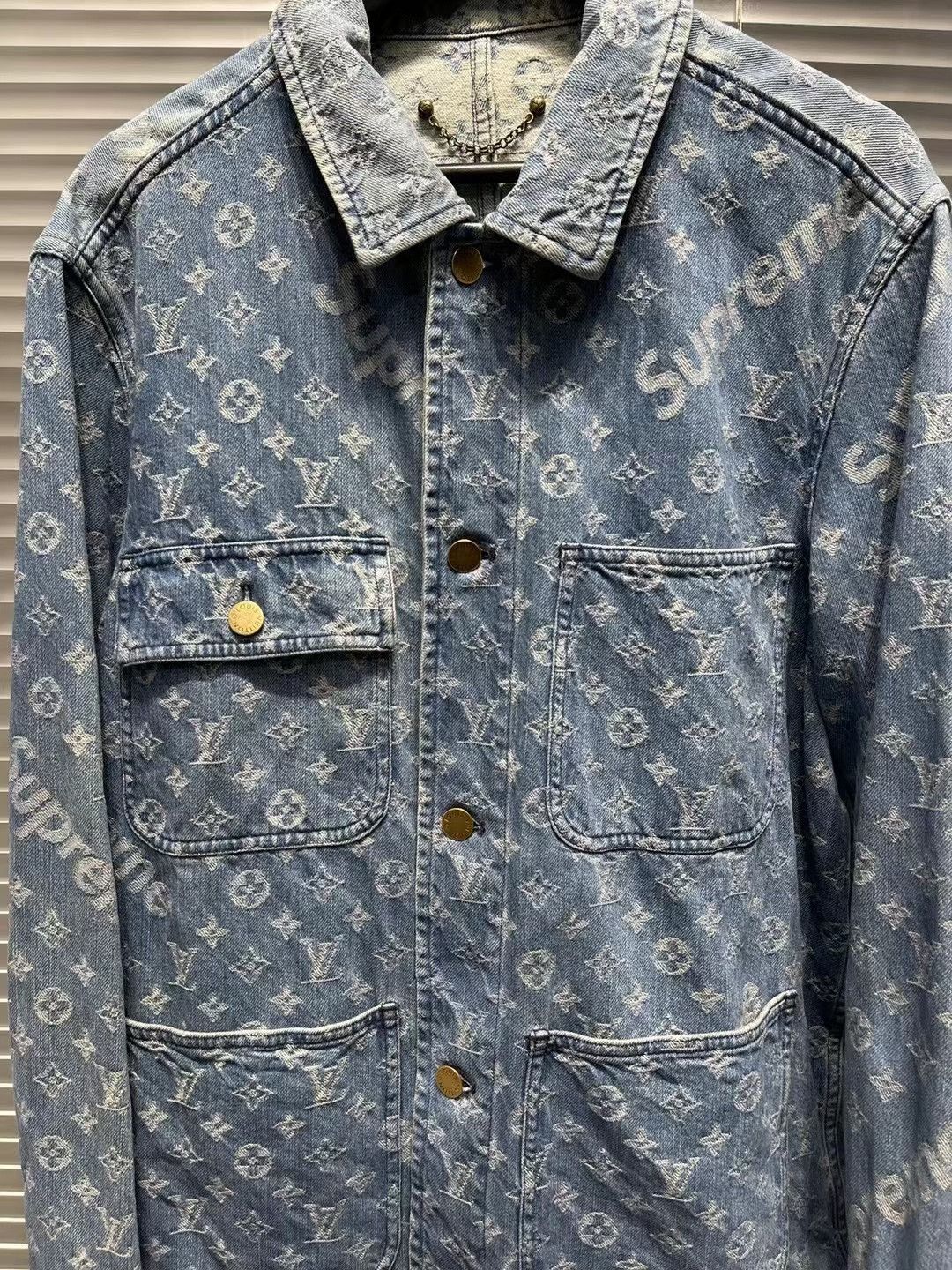 Louis Vuitton × Supreme Louis Vuitton x Supreme Monogram Denim Jacket 44 Size US S / EU 44-46 / 1 - 3 Thumbnail