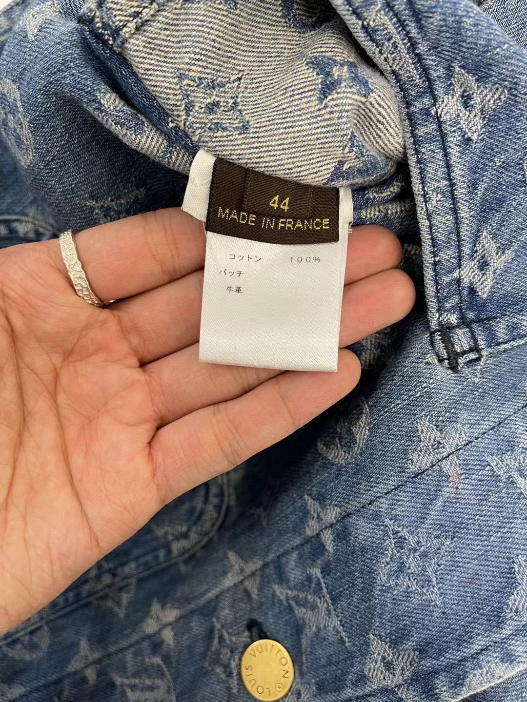 Louis Vuitton × Supreme Louis Vuitton x Supreme Monogram Denim Jacket 44 Size US S / EU 44-46 / 1 - 6 Thumbnail