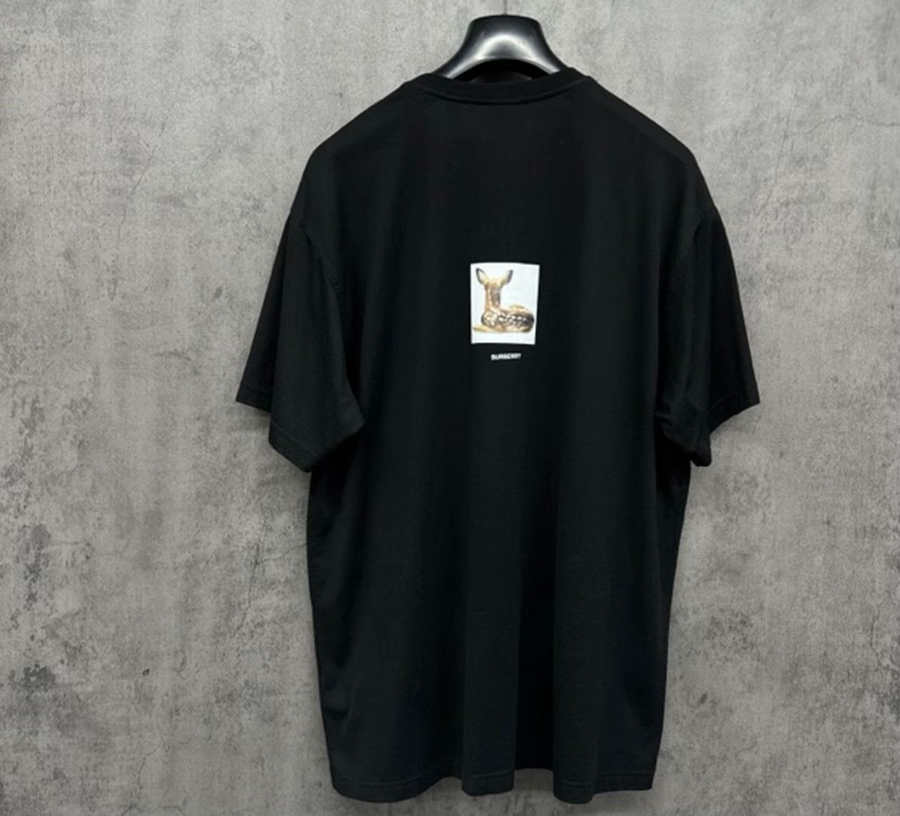 Burberry Burberry Deer Print T-Shirt US M Size US M / EU 48-50 / 2 - 3 Thumbnail