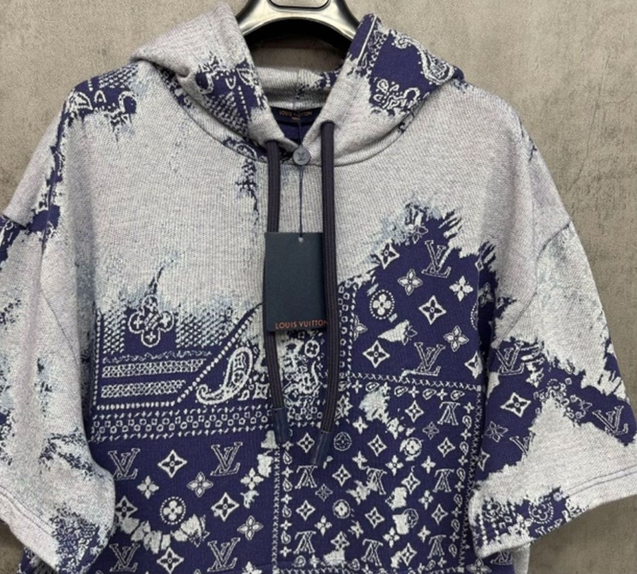 Louis Vuitton Louis Vuitton Bandana Monogram Knit Hoodie Size XL Size US XL / EU 56 / 4 - 3 Thumbnail