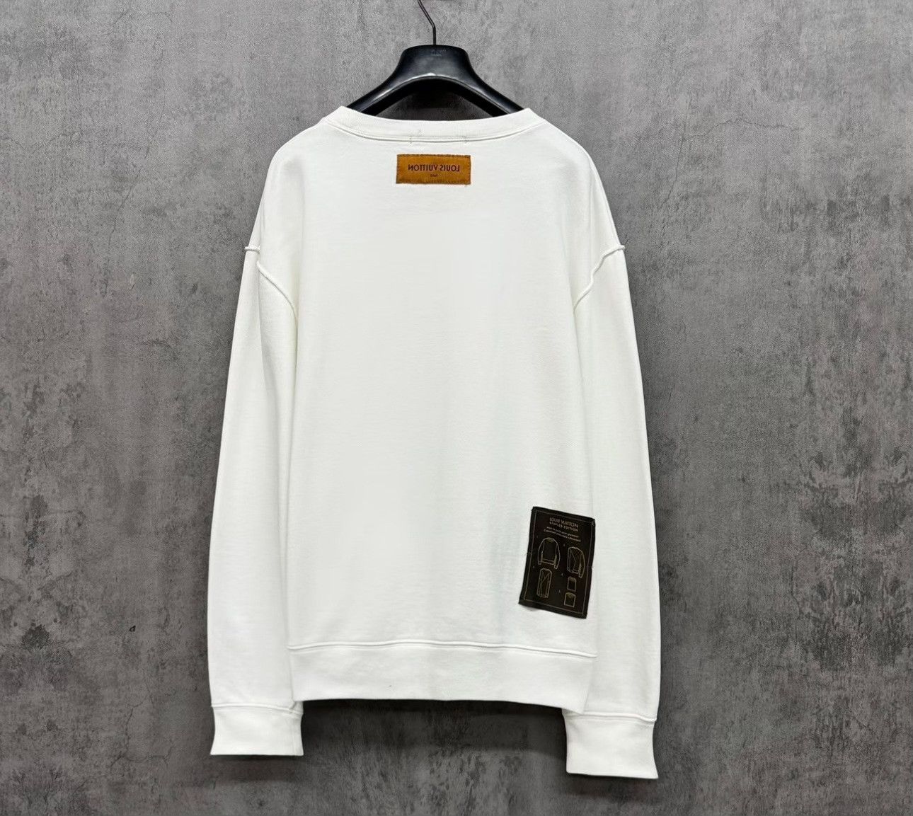 Louis Vuitton Louis Vuitton Staples Edition Sweatshirt L Size US L / EU 52-54 / 3 - 2 Thumbnail