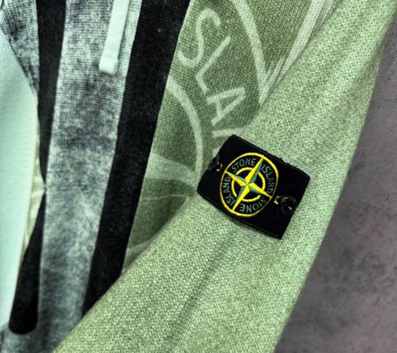 Stone Island Stone Island Tie-Dye Knit Hoodie Size XL Size US XL / EU 56 / 4 - 3 Thumbnail