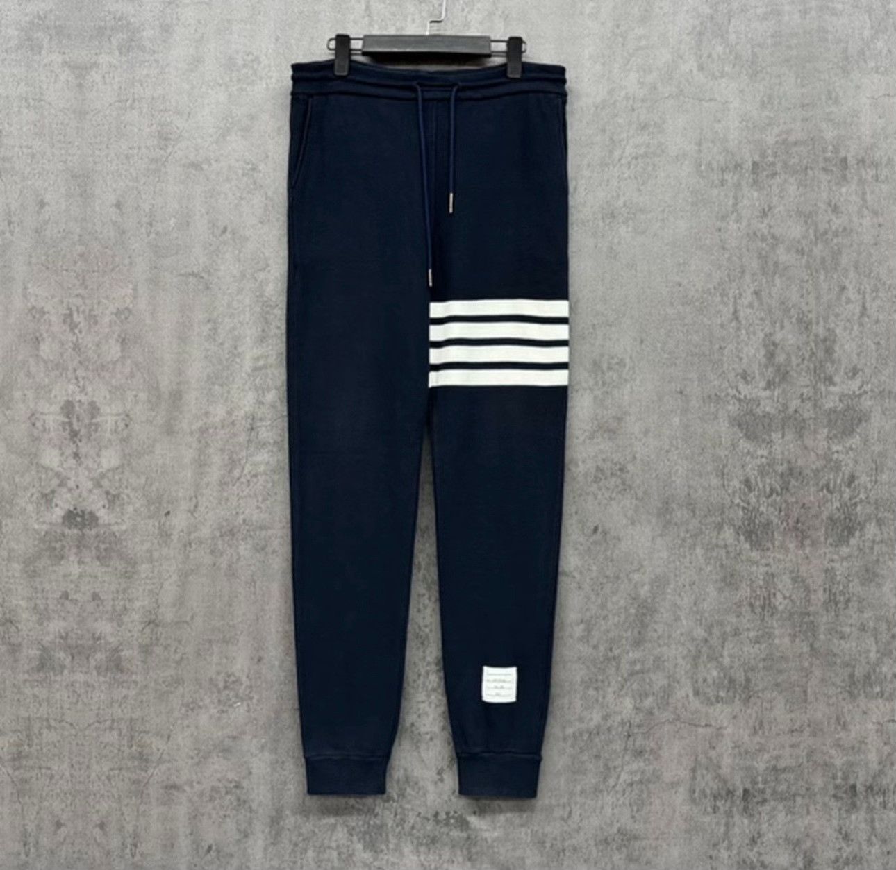 Thom Browne Thom Browne 4-Bar Stripe Sweatpants Size 3 Size US 34 / EU 50 - 2 Thumbnail