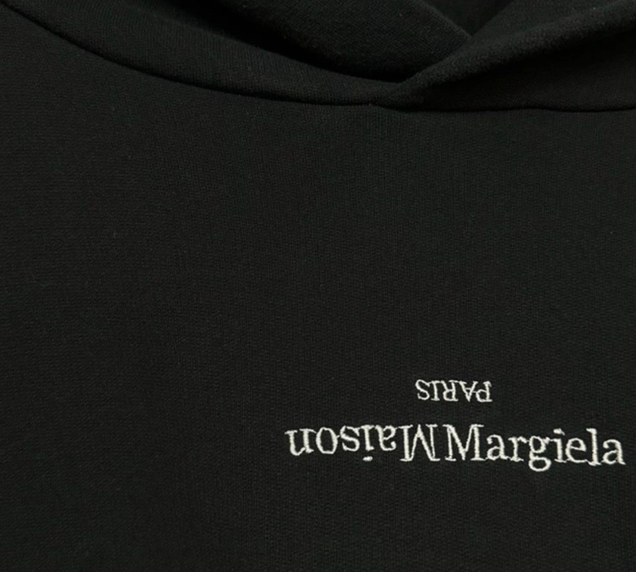 Maison Margiela Maison Margiela Upside Down Logo Hoodie Size 50 Size US M / EU 48-50 / 2 - 3 Thumbnail