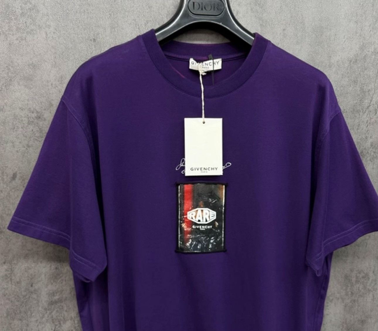 Givenchy Givenchy Graphic Logo T-Shirt XS Size US XS / EU 42 / 0 - 3 Thumbnail