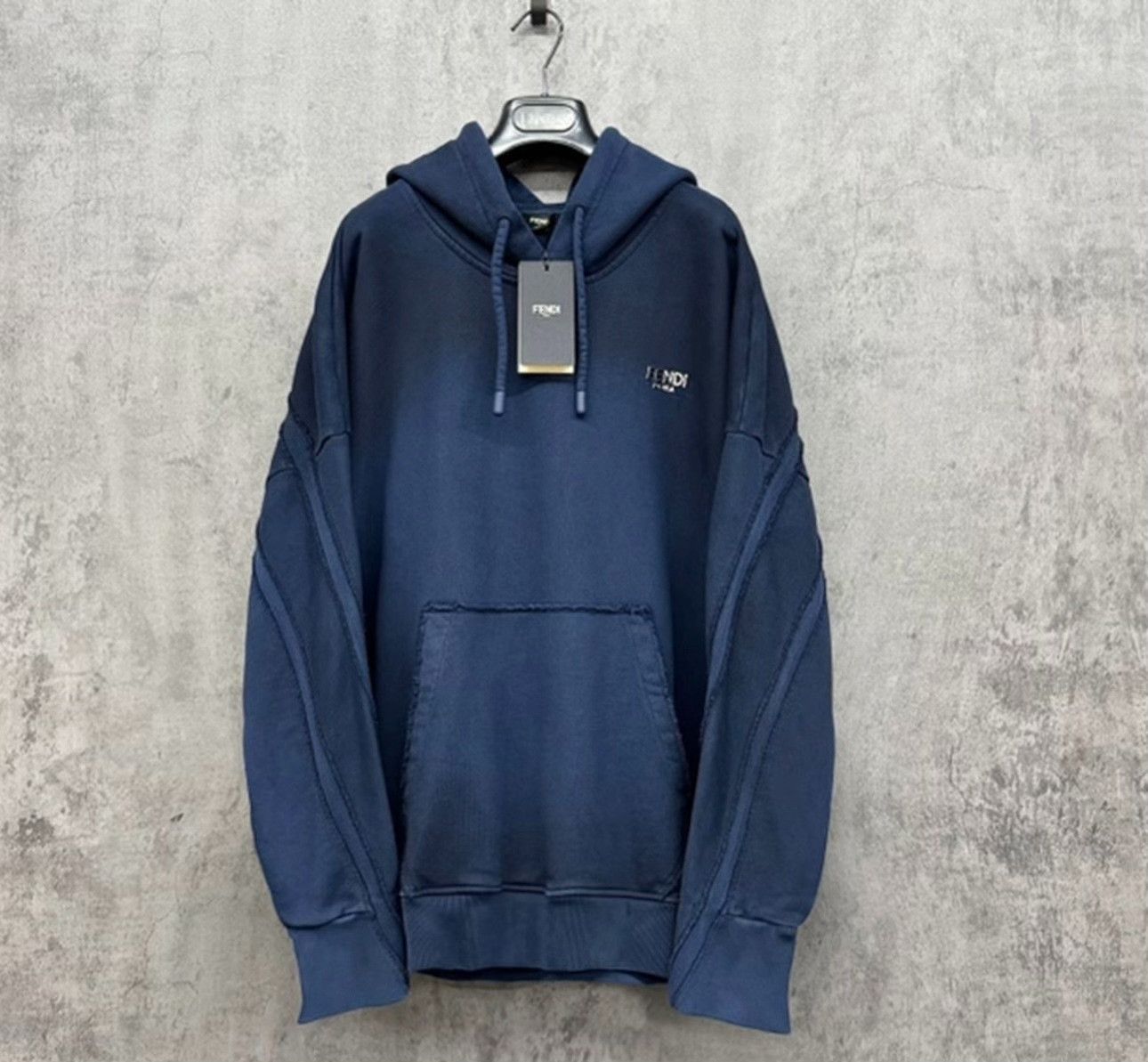 Fendi Fendi Metal Logo Washed Hoodie M Size US M / EU 48-50 / 2 - 2 Thumbnail