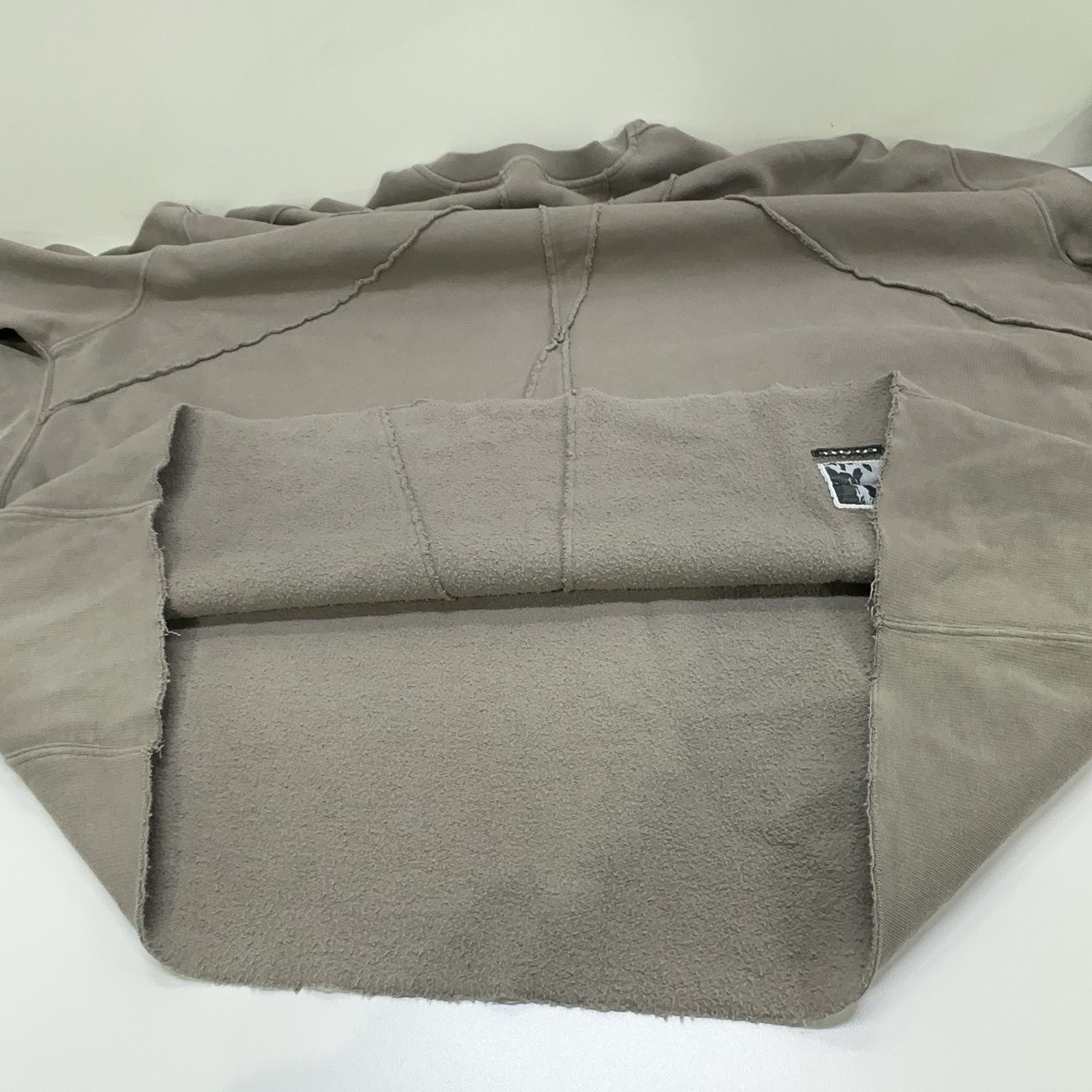 Rick Owens Drkshdw Rick Owens DRKSHDW Pentagram Stitch Sweatshirt ONE SIZE Size US M / EU 48-50 / 2 - 8 Thumbnail