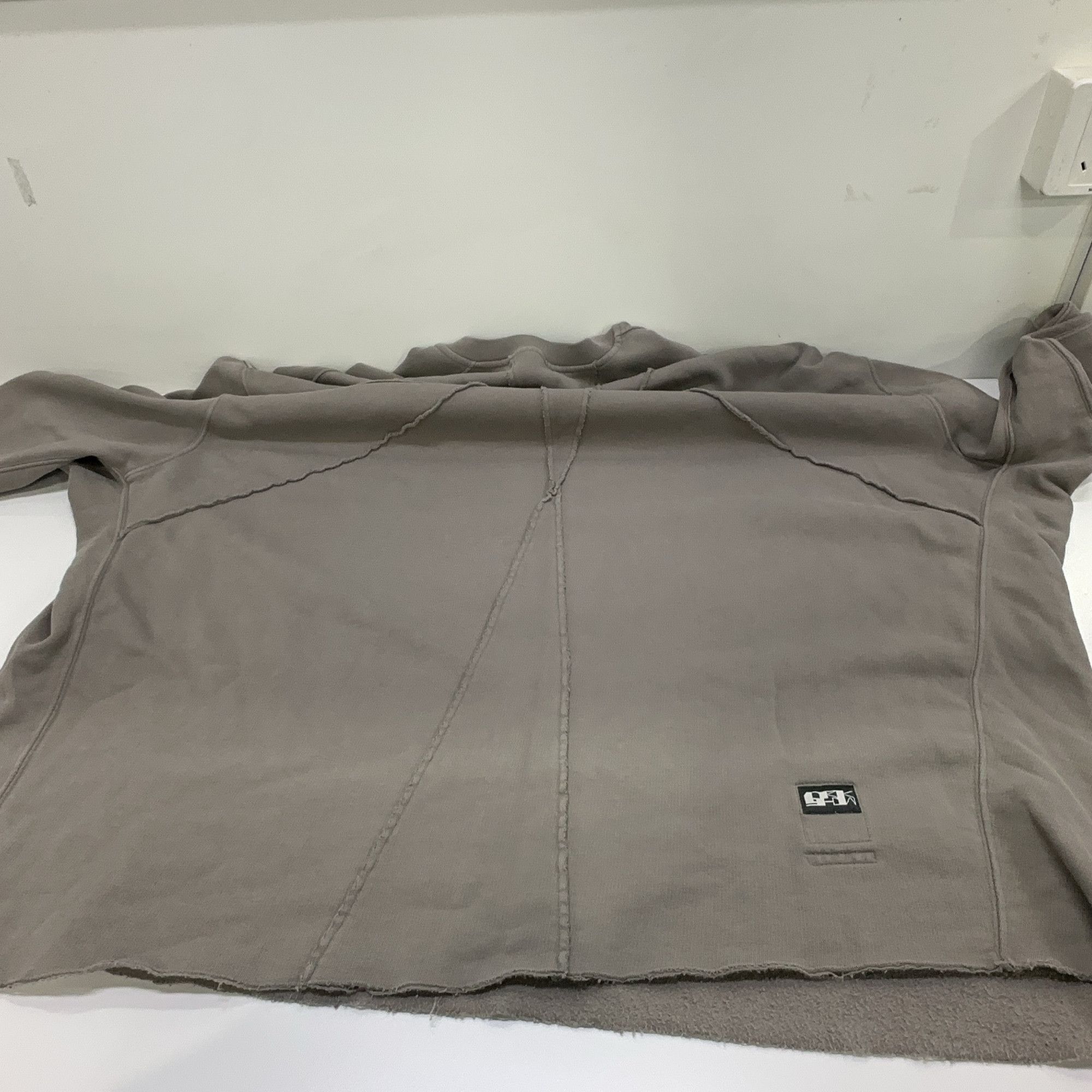 Rick Owens Drkshdw Rick Owens DRKSHDW Pentagram Stitch Sweatshirt ONE SIZE Size US M / EU 48-50 / 2 - 7 Thumbnail