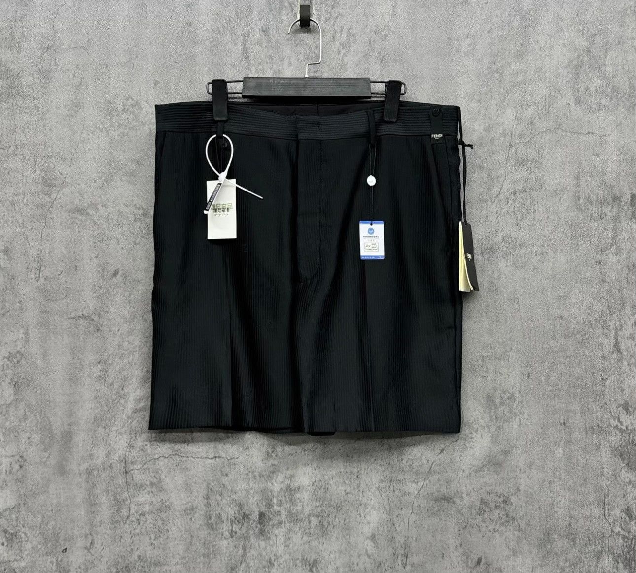 Fendi Fendi FF Monogram Shorts Size 52 Size US 36 / EU 52 - 2 Thumbnail