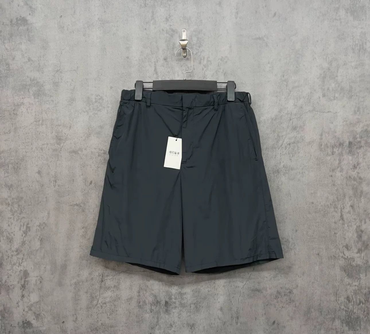 Prada Prada Triangle Logo Nylon Shorts 46 Size US 30 / EU 46 - 3 Thumbnail