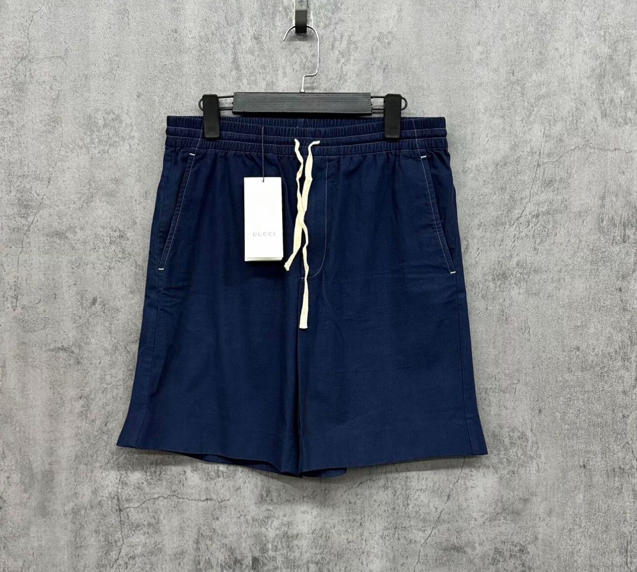 Gucci Gucci Embroidered Logo Contrast Stitch Shorts Size 44 Size US 28 / EU 44 - 2 Thumbnail