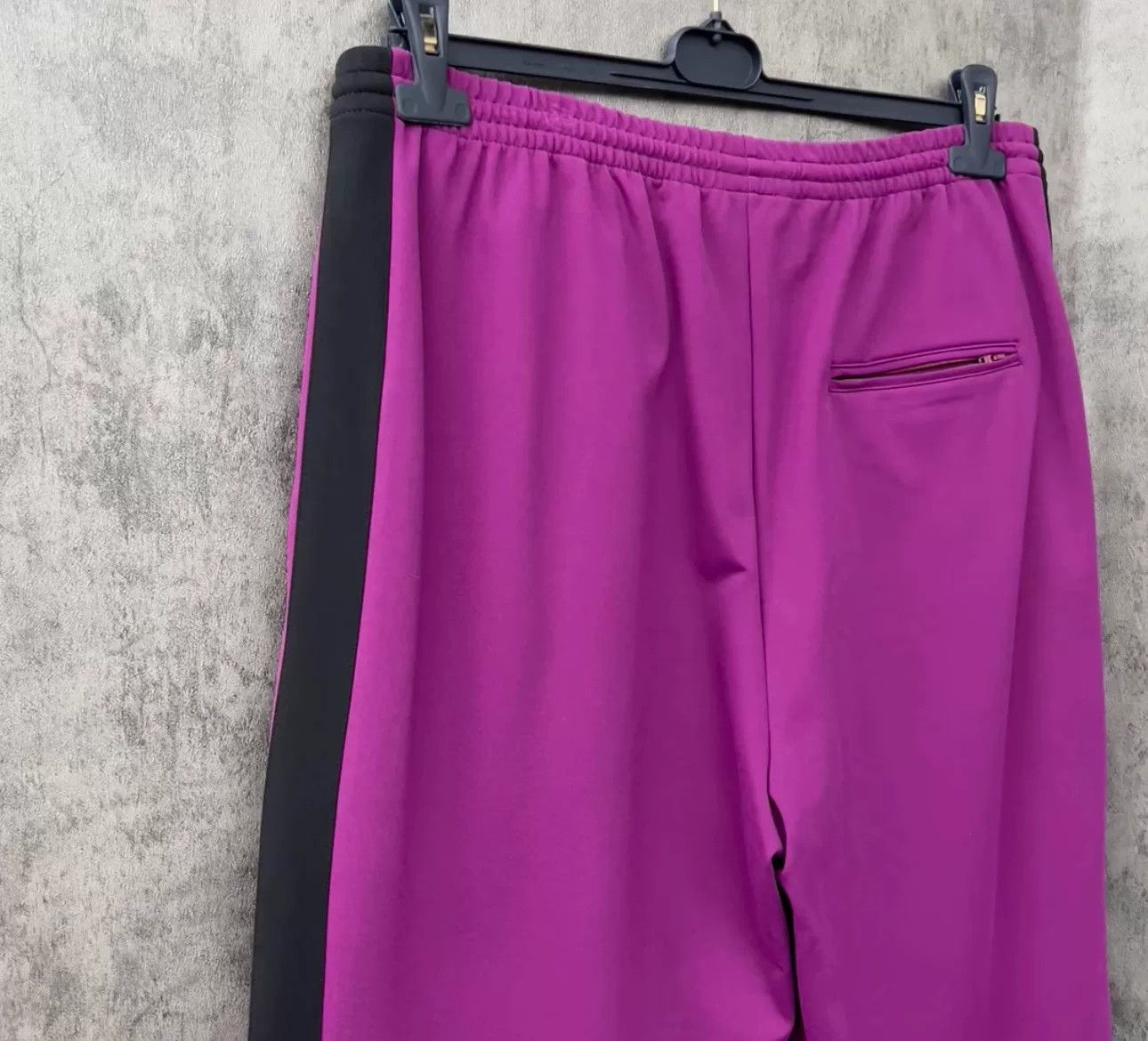 Balenciaga Balenciaga Side Stripe Logo Joggers Size 52 Size US 36 / EU 52 - 3 Thumbnail