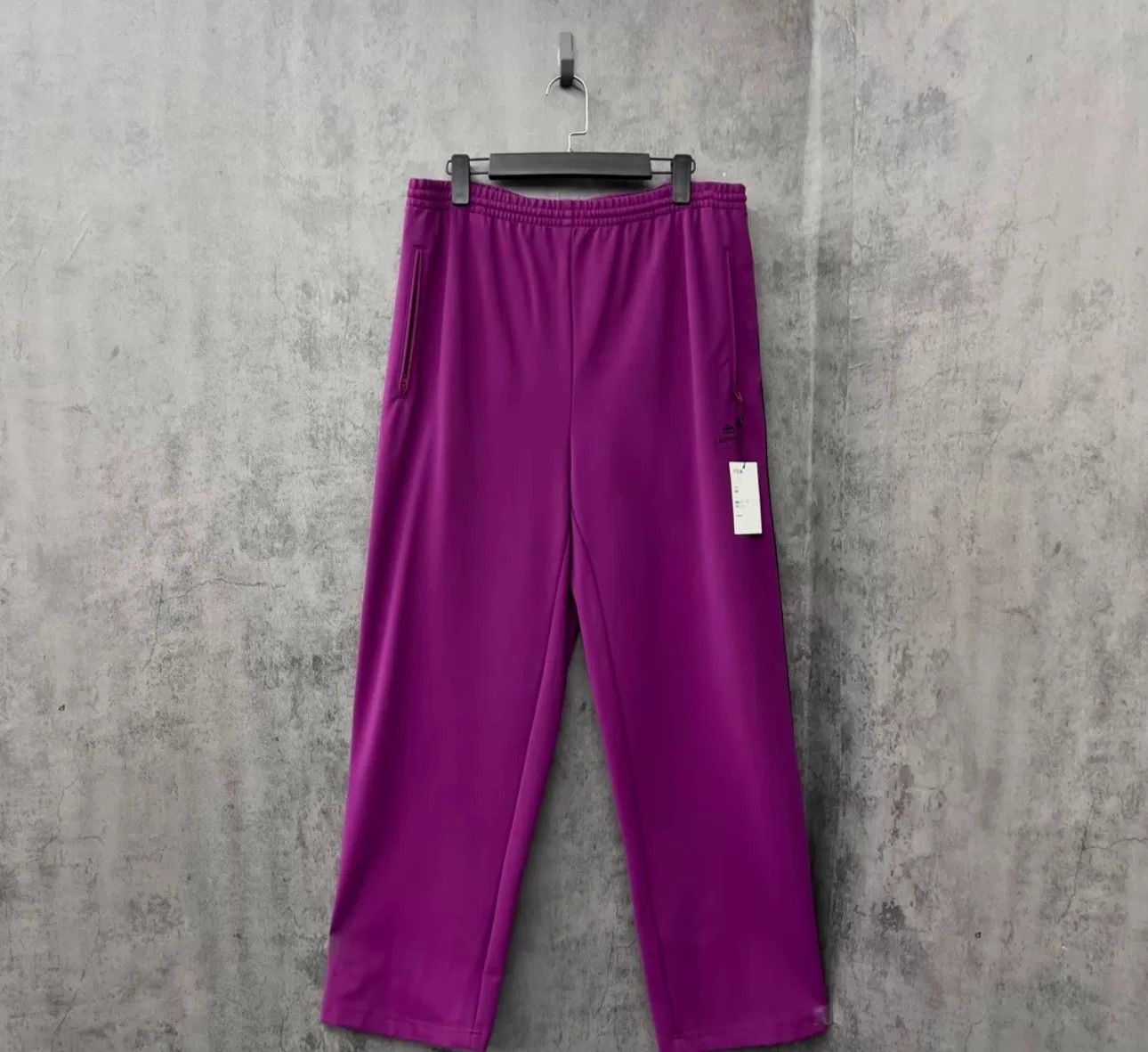 Balenciaga Balenciaga Side Stripe Logo Joggers Size 52 Size US 36 / EU 52 - 2 Thumbnail