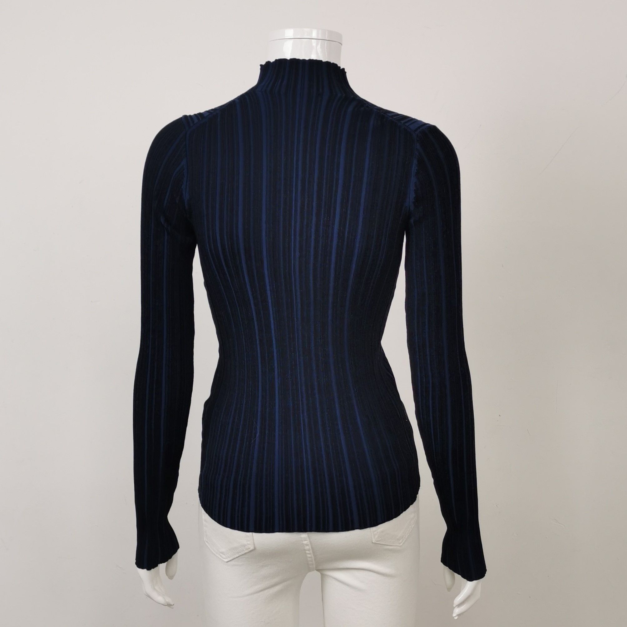 Acne Studios Acne Studios Women m Sweaters Size M / US 6-8 / IT 42-44 - 2 Thumbnail