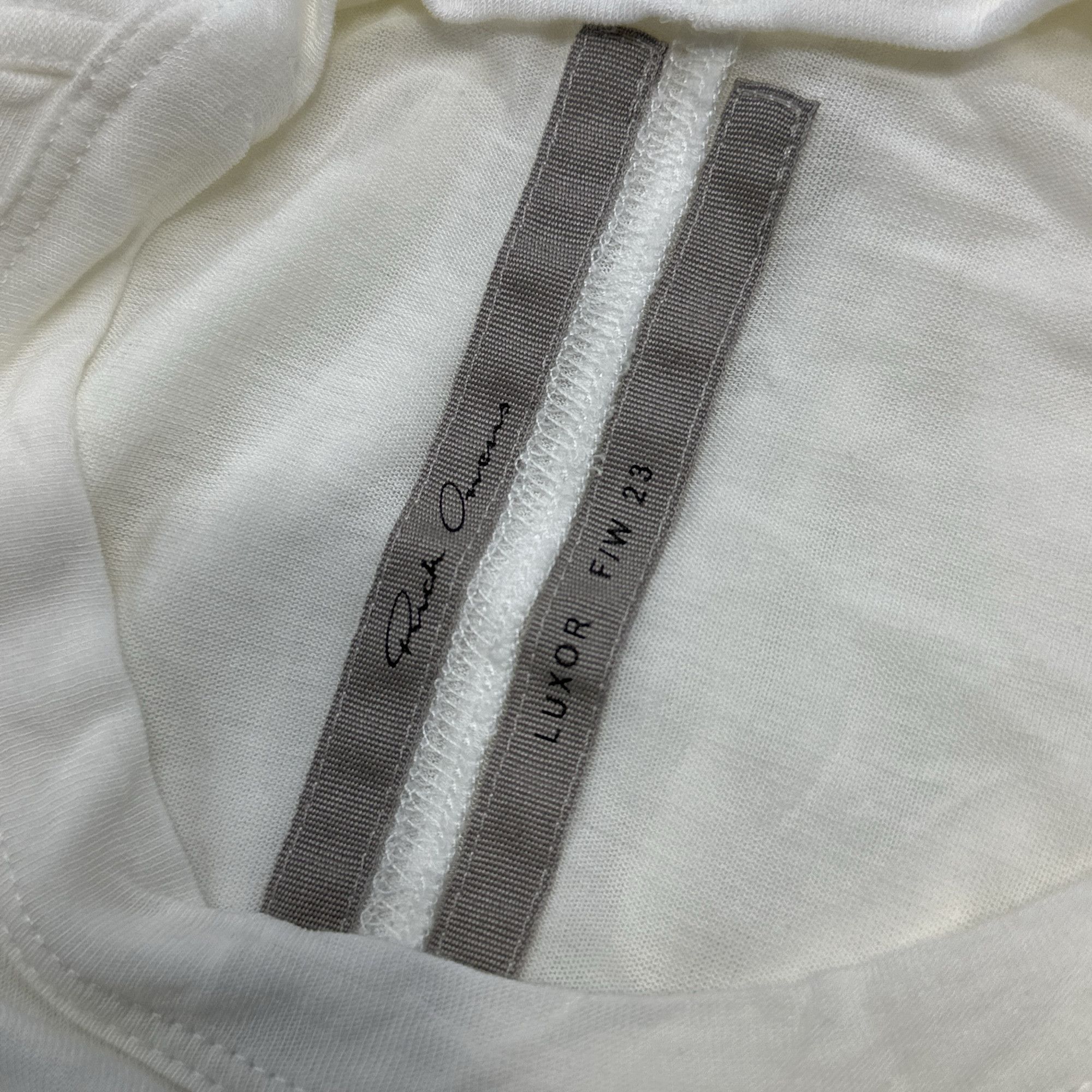 Rick Owens Rick Owens Milk Basic Long Sleeve T-Shirt M Size US M / EU 48-50 / 2 - 4 Thumbnail