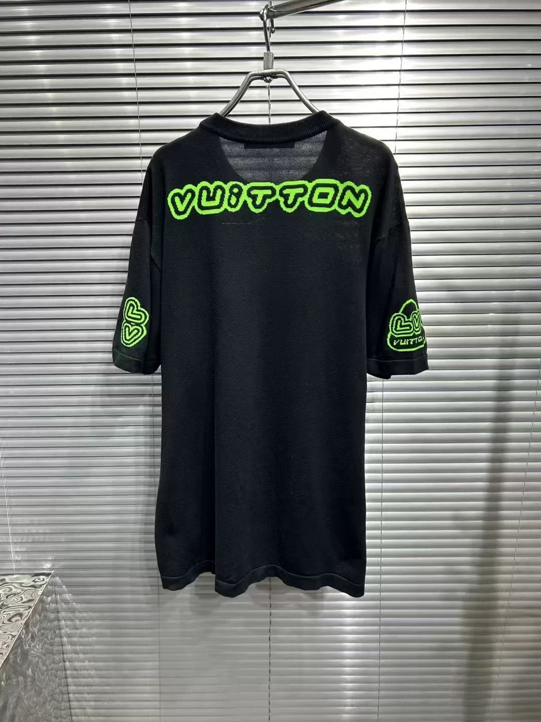 Louis Vuitton Louis Vuitton Neon Green 1854 Knit T-Shirt L Size US L / EU 52-54 / 3 - 3 Thumbnail
