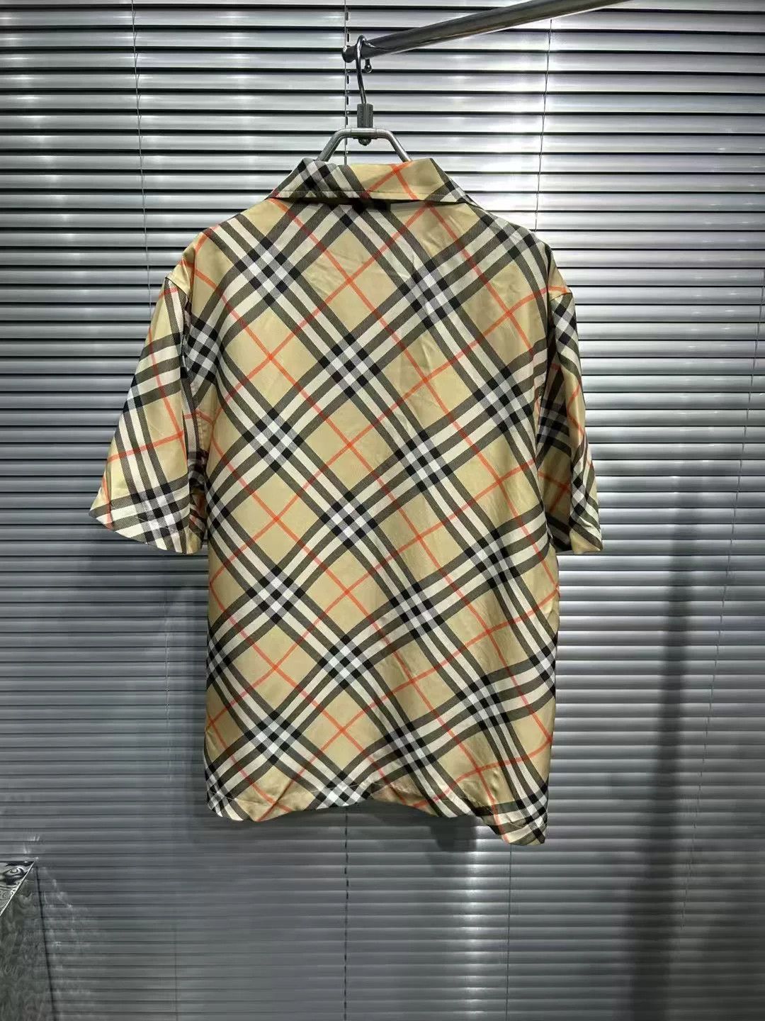 Burberry Burberry Silk Check Short Sleeve Shirt Size M Size US M / EU 48-50 / 2 - 3 Thumbnail