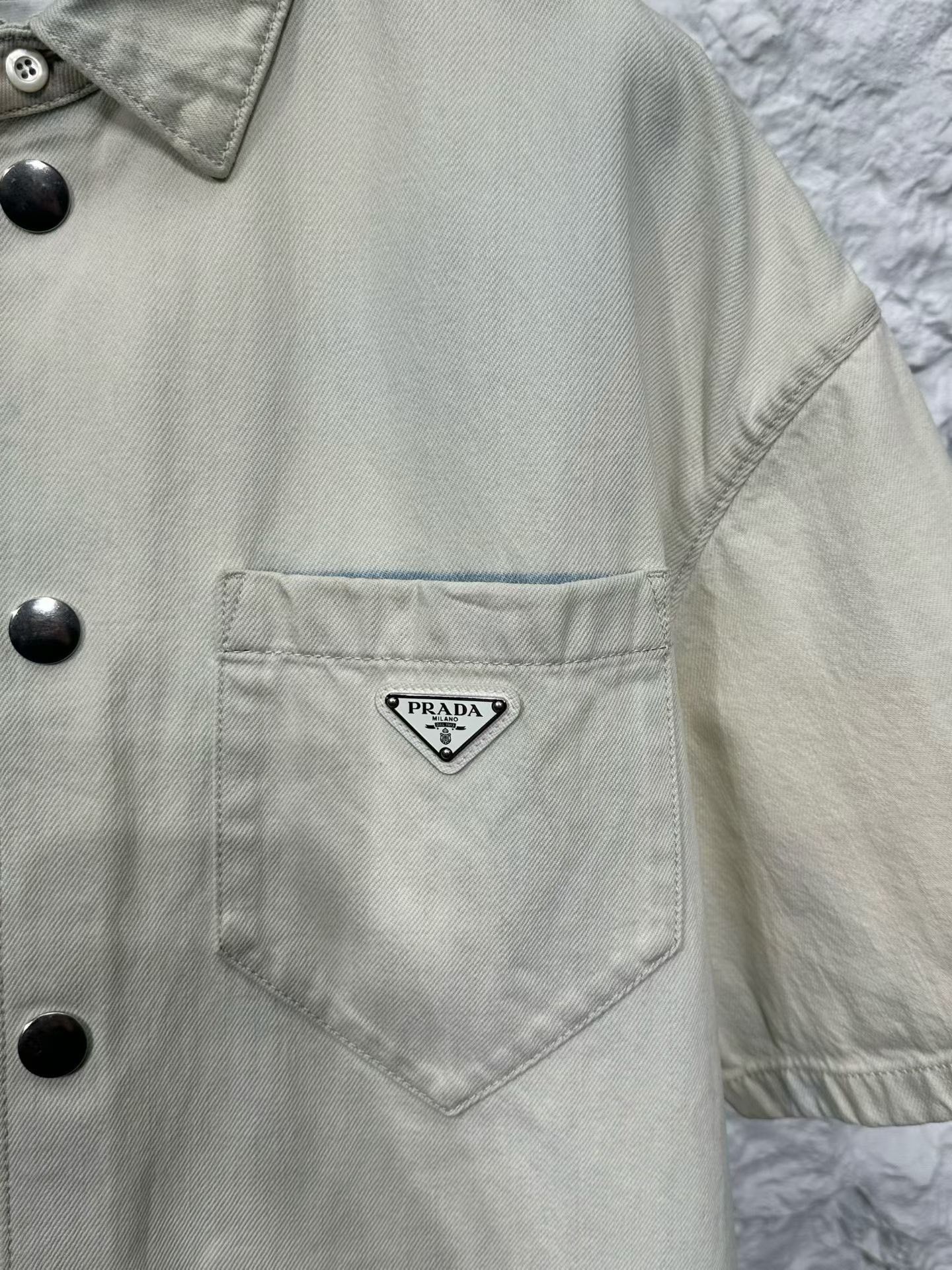 Prada Prada Triangle Logo Denim Short Sleeve Shirt M Size US M / EU 48-50 / 2 - 4 Thumbnail
