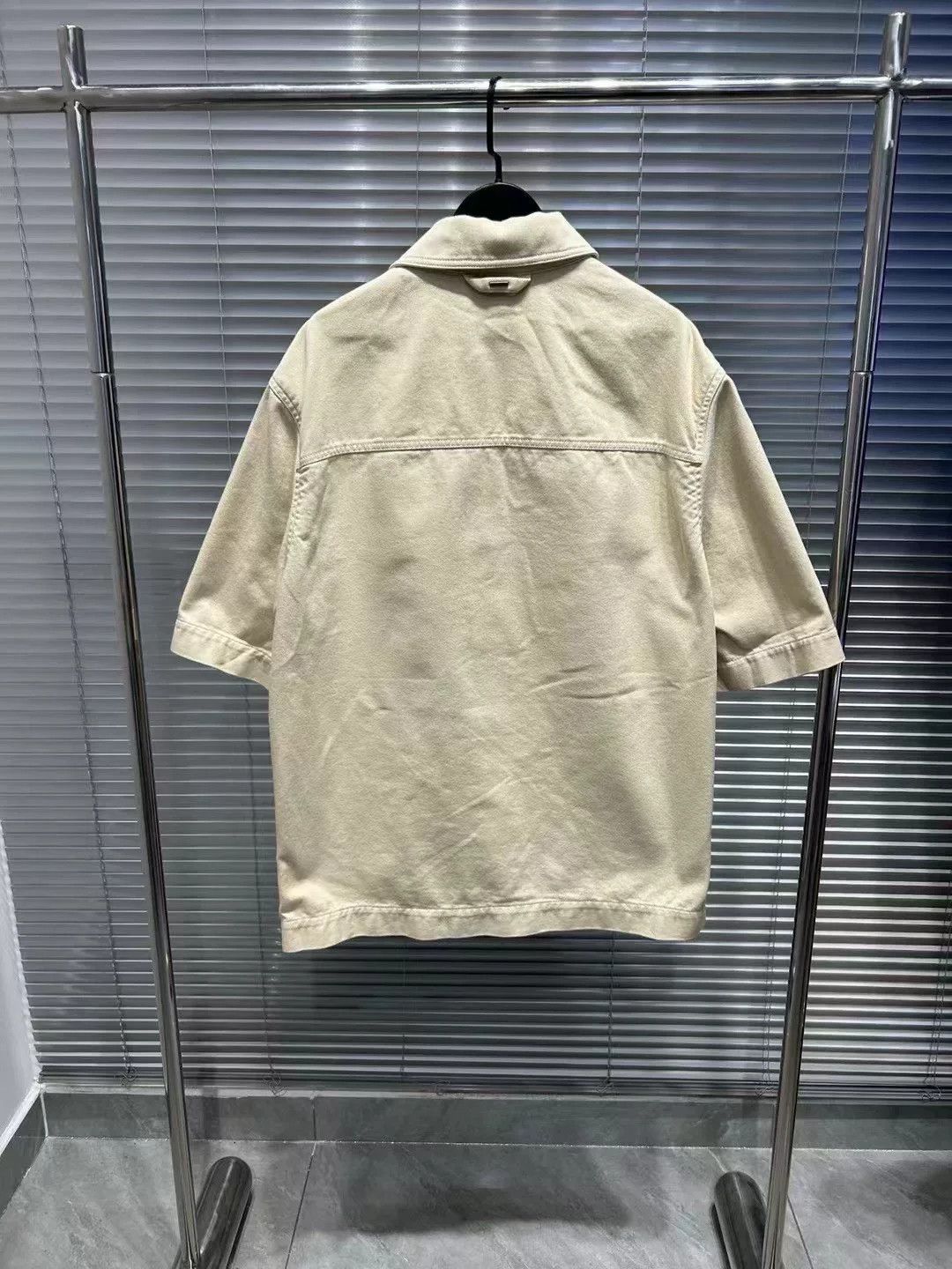 Louis Vuitton Louis Vuitton Monogram Embossed Denim Shirt M Size US M / EU 48-50 / 2 - 3 Thumbnail