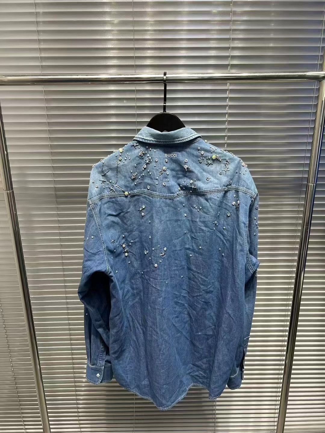Gucci Gucci Rhinestone Embellished Denim Shirt 48 Size US M / EU 48-50 / 2 - 3 Thumbnail