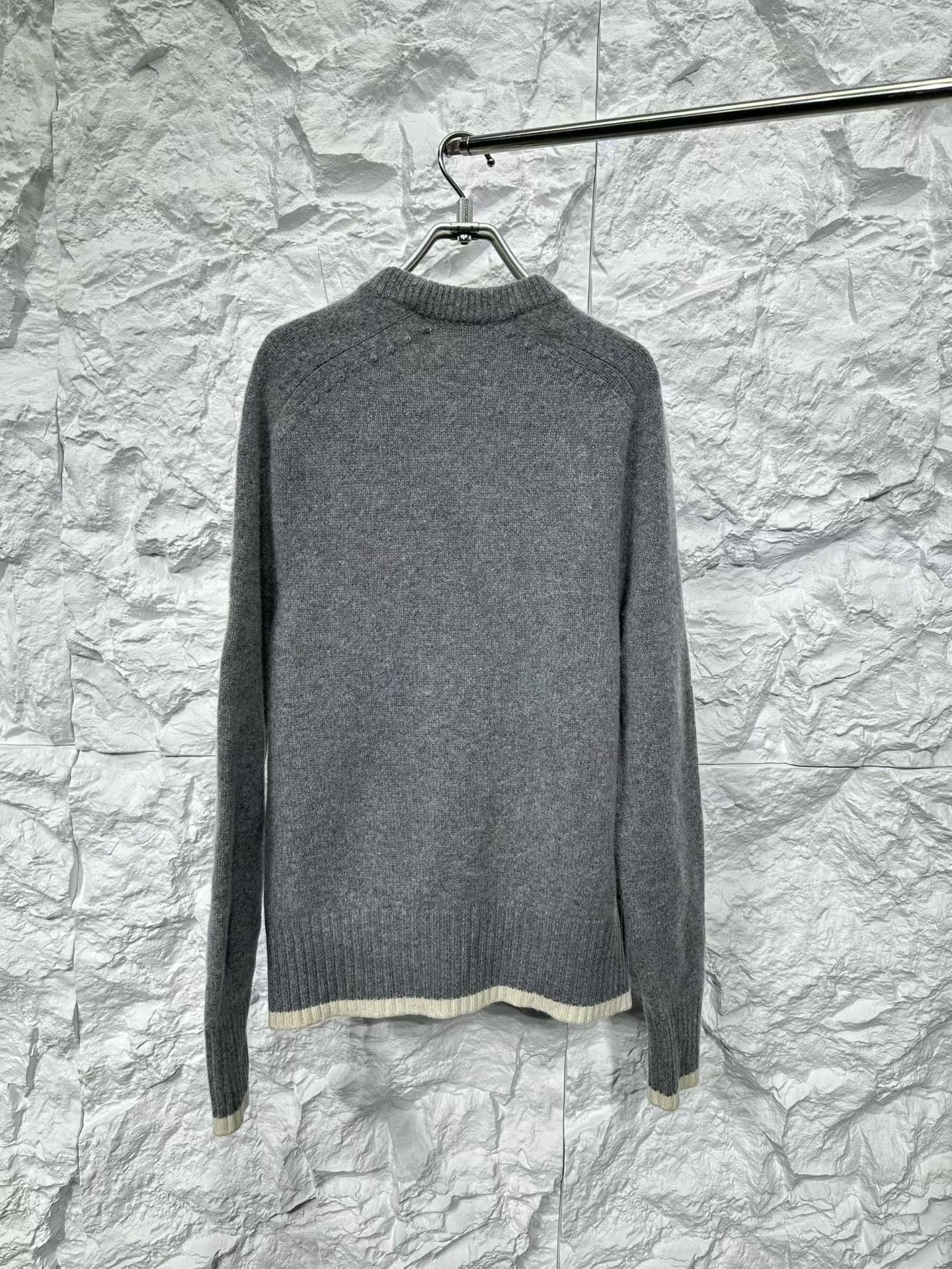 Dior Dior Atelier Embroidered Virgin Wool Sweater S Size US S / EU 44-46 / 1 - 3 Thumbnail